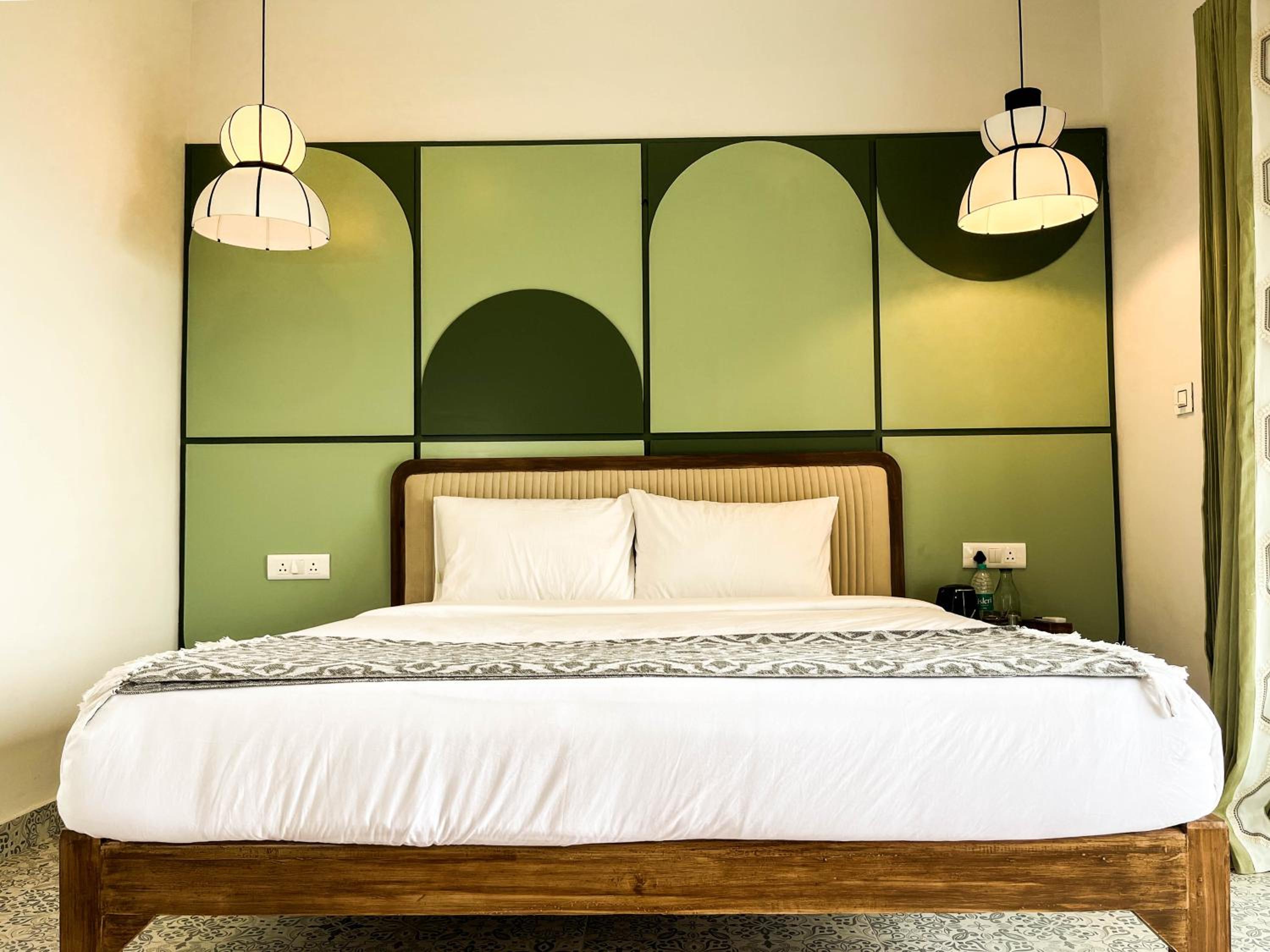 Walk In The Rain photo 3