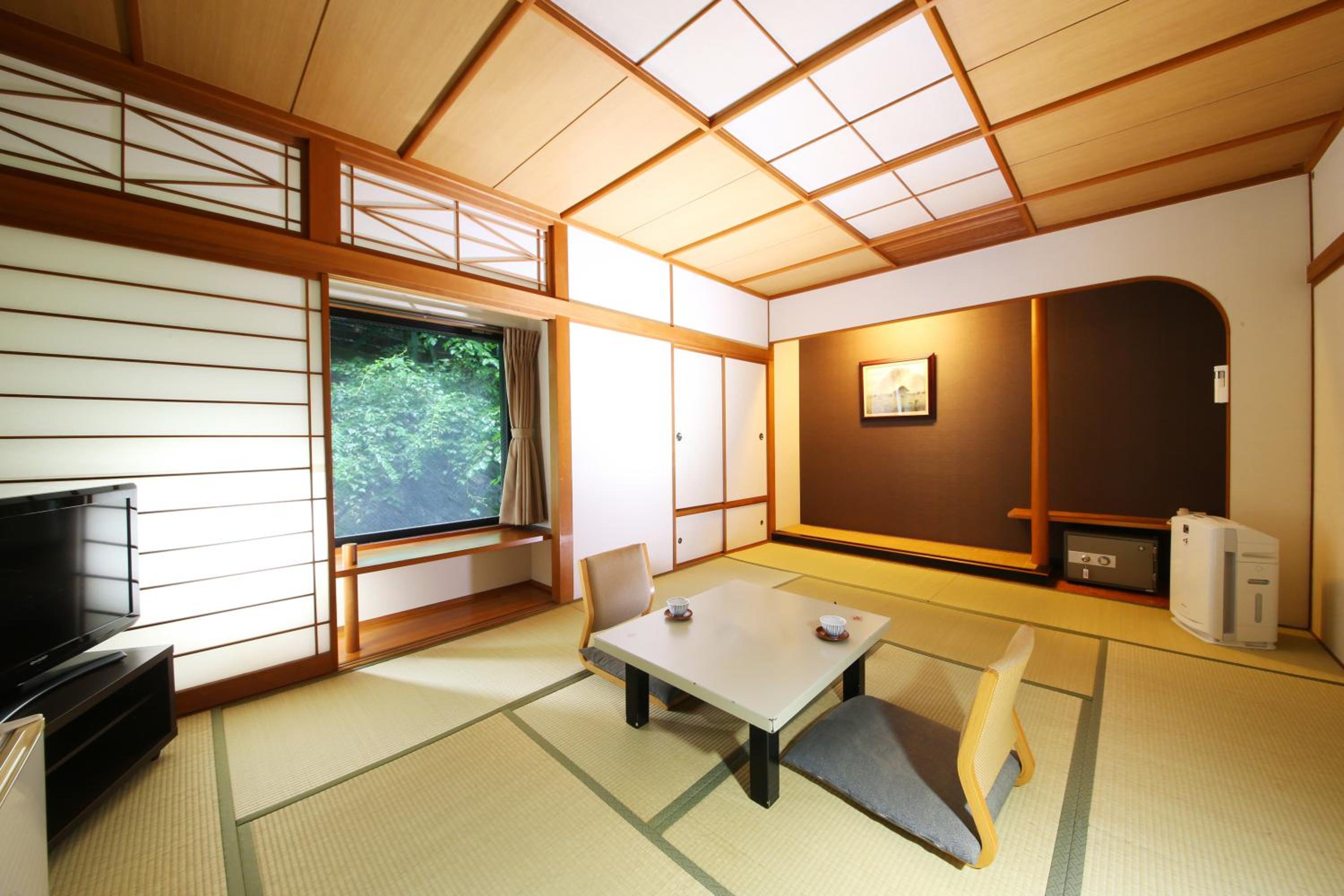 Standard Japanese-Style-Room 38 sqm - Indoor Bath - Non-Smoking - Photo 2