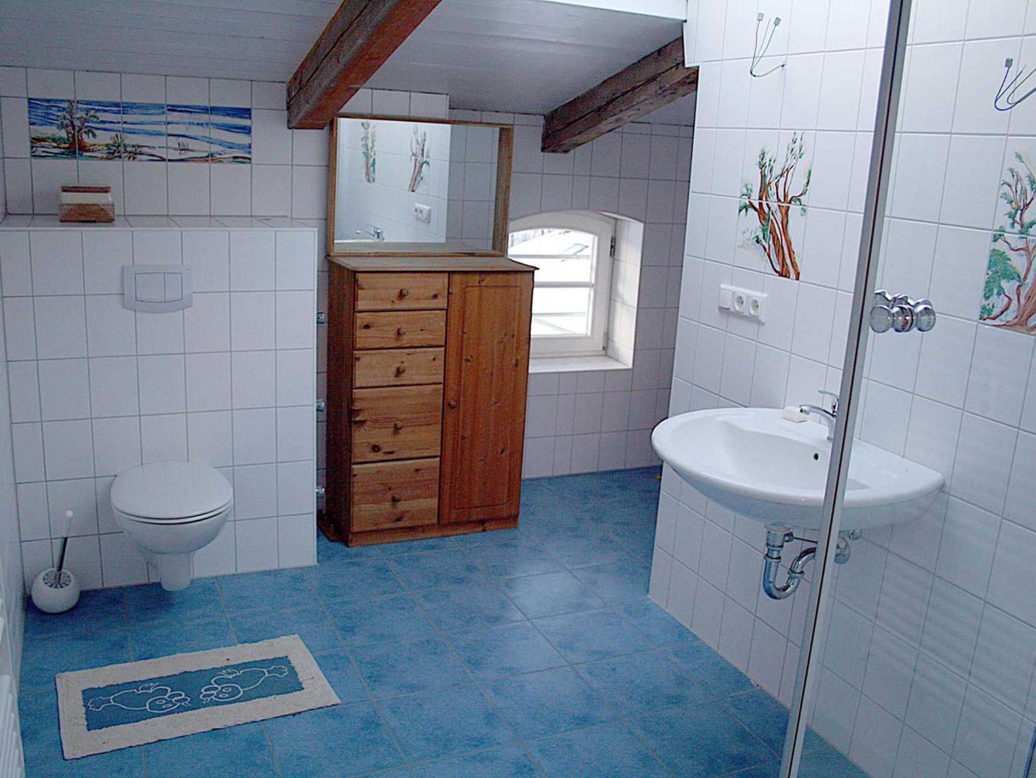 Three-Bedroom Apartment - Attic photo 3