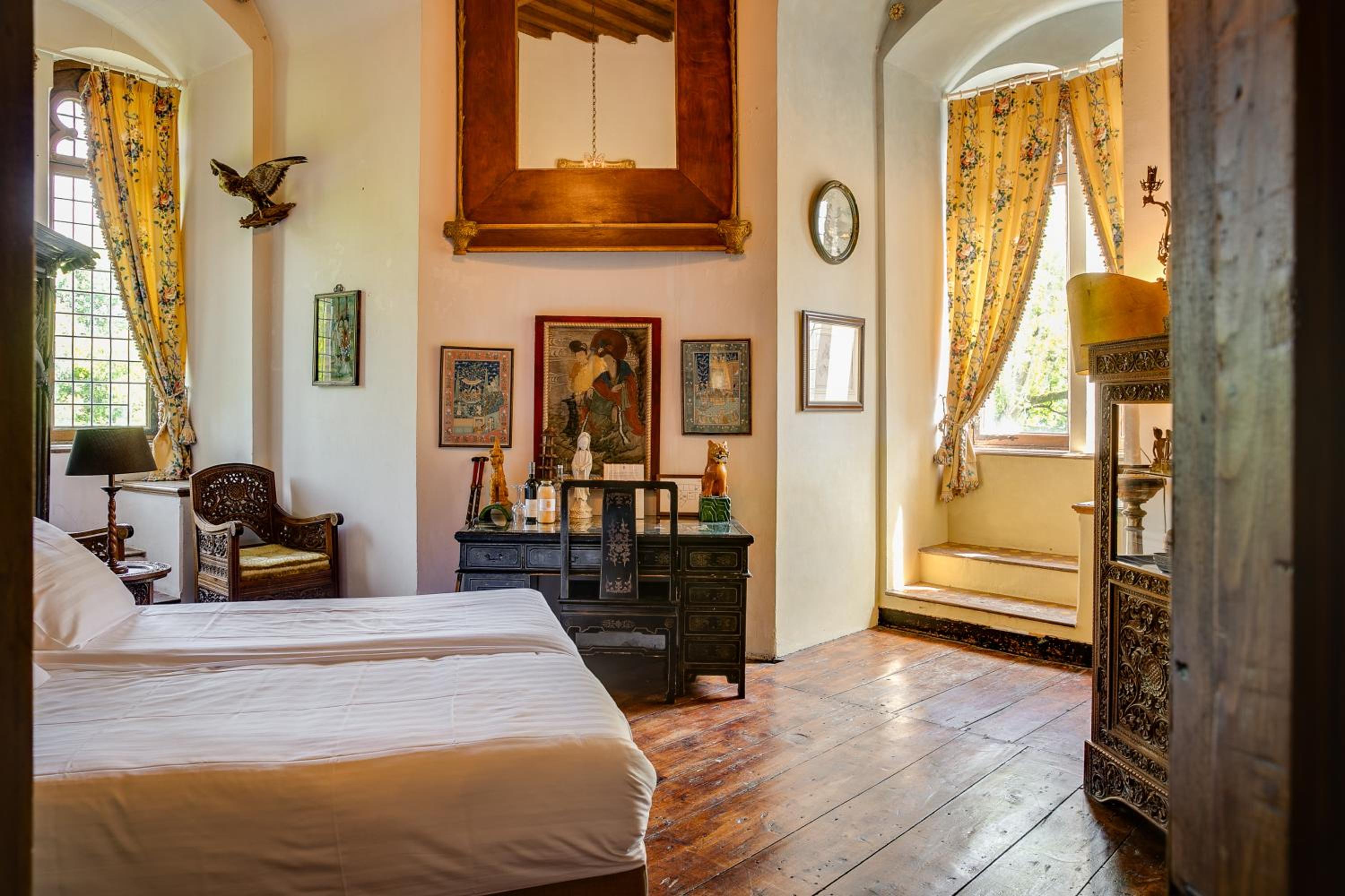 Double Room with Private External Bathroom