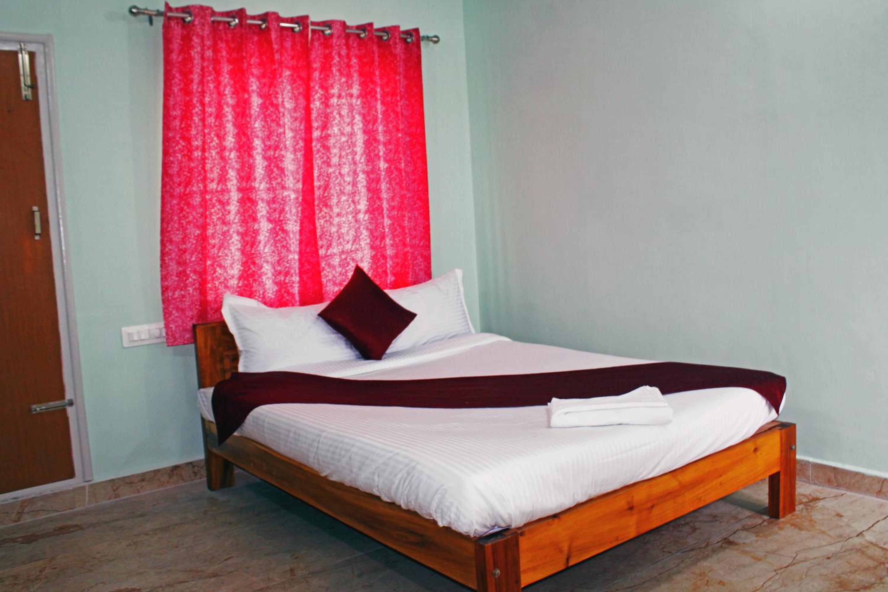 Standard Double Room With Fan photo 1