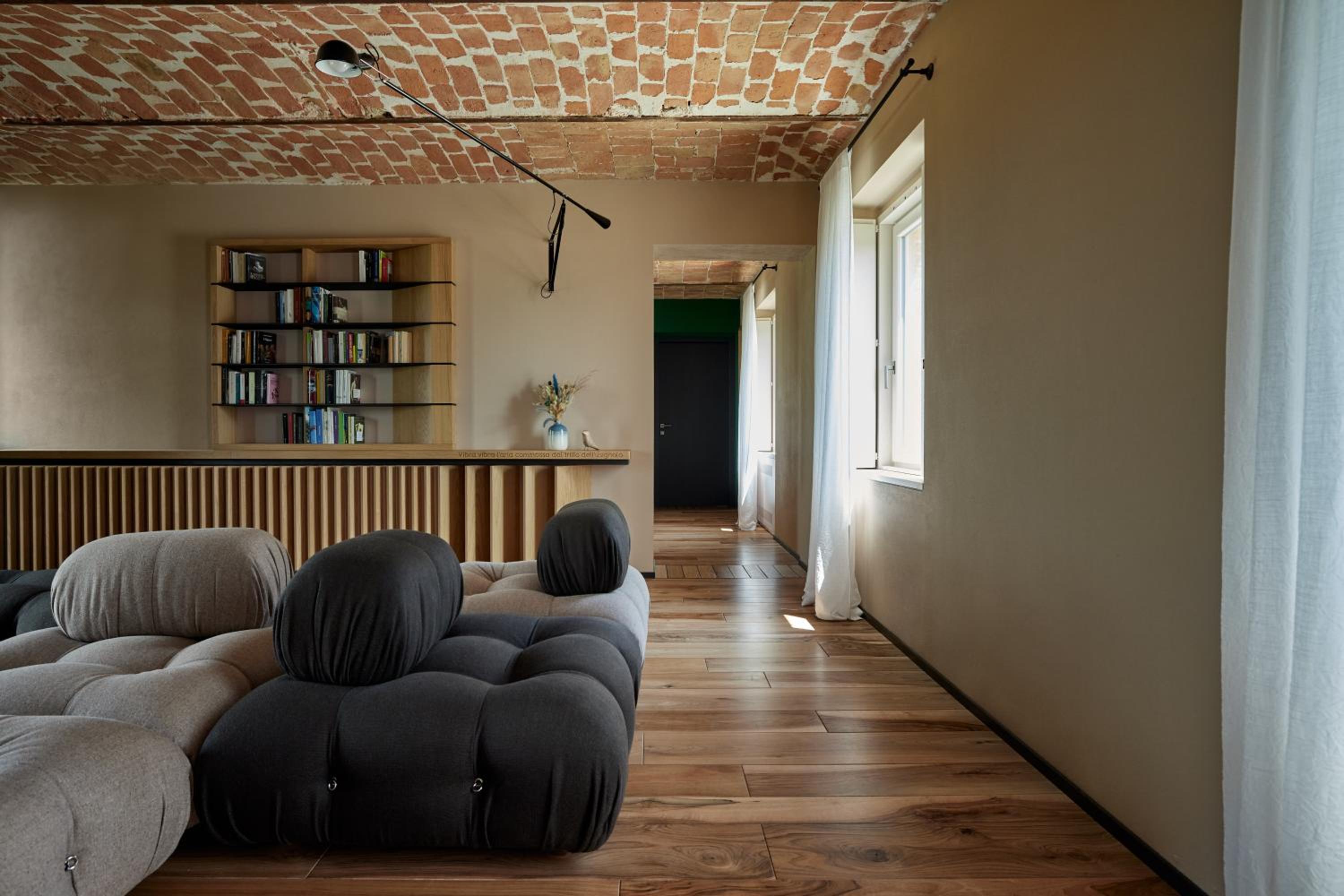Suite - Photo 2