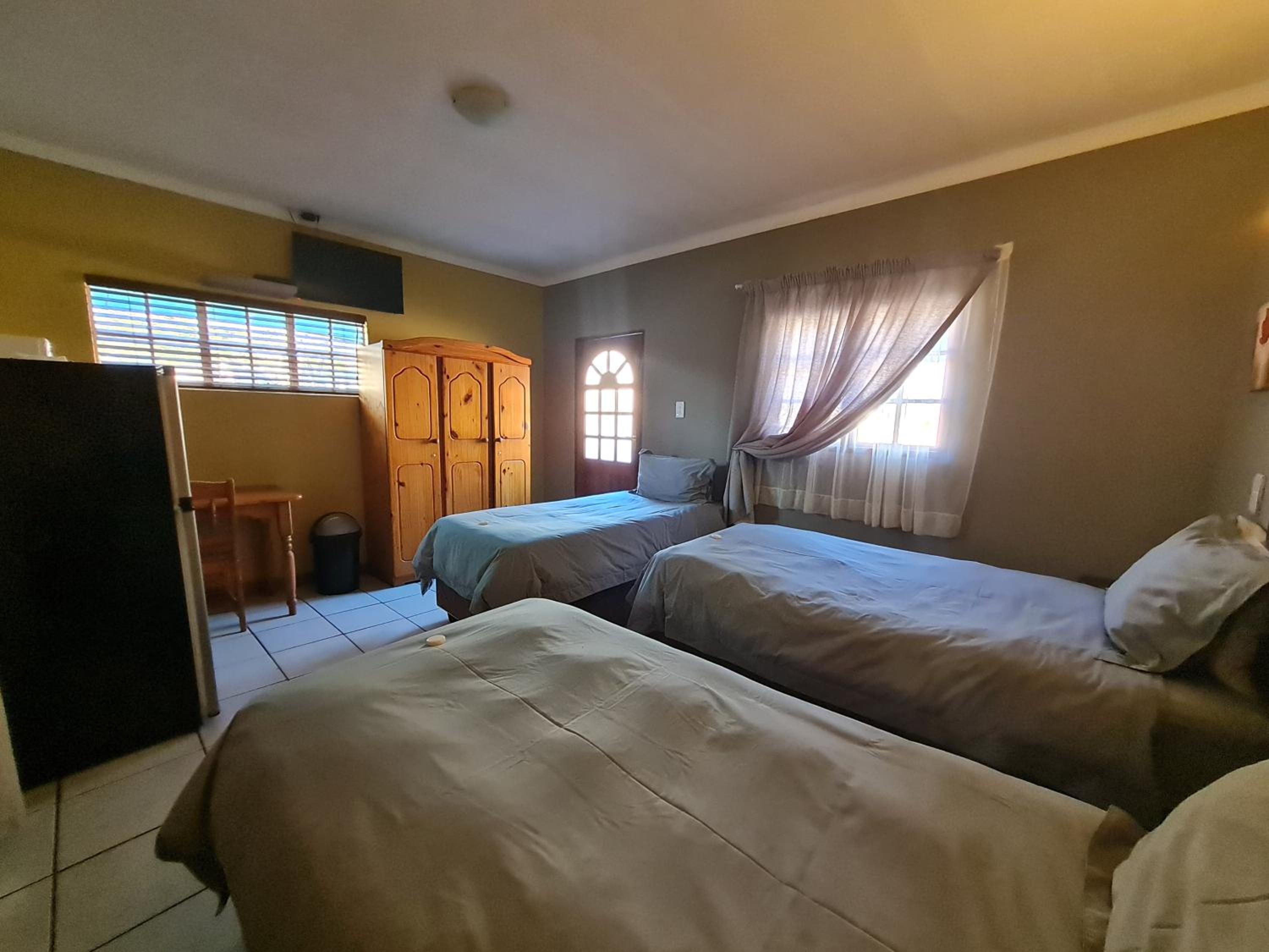  Triple Room photo 3
