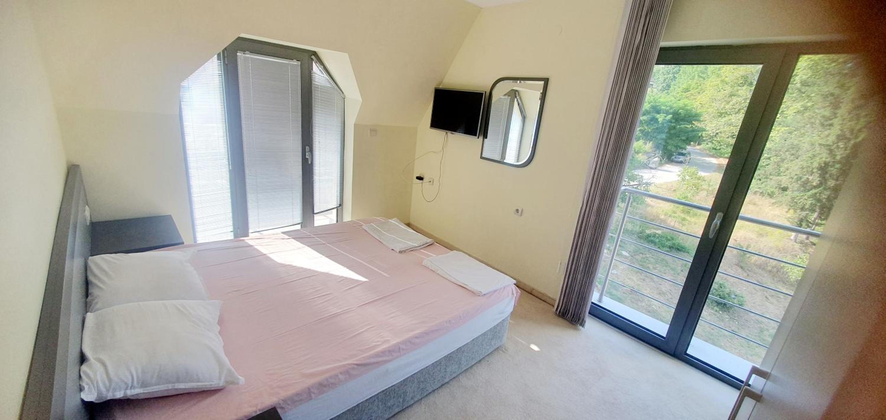 Two-Bedroom Apartment - Photo 20