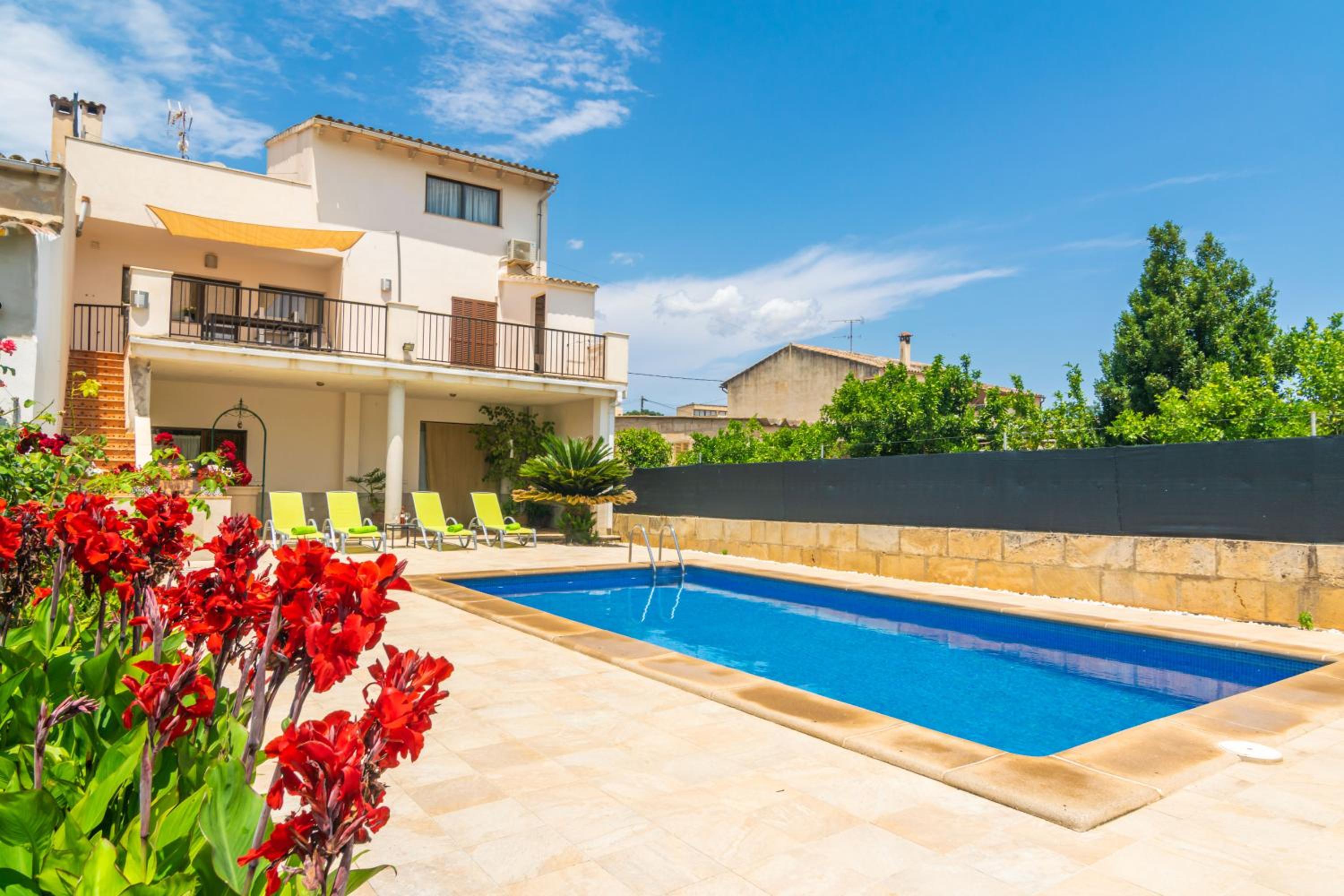 Four-Bedroom Villa photo 2