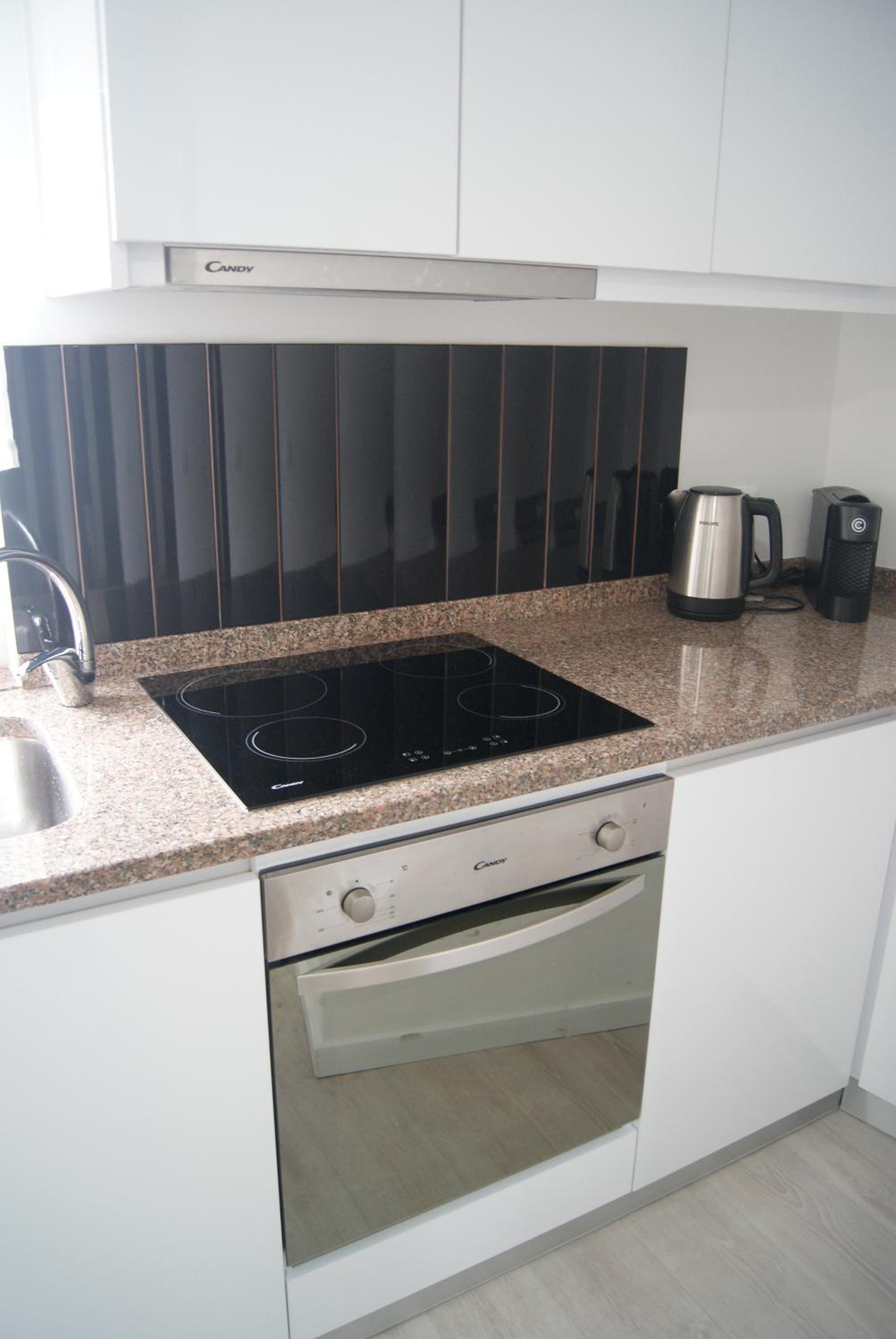 Two-Bedroom House - Photo 44