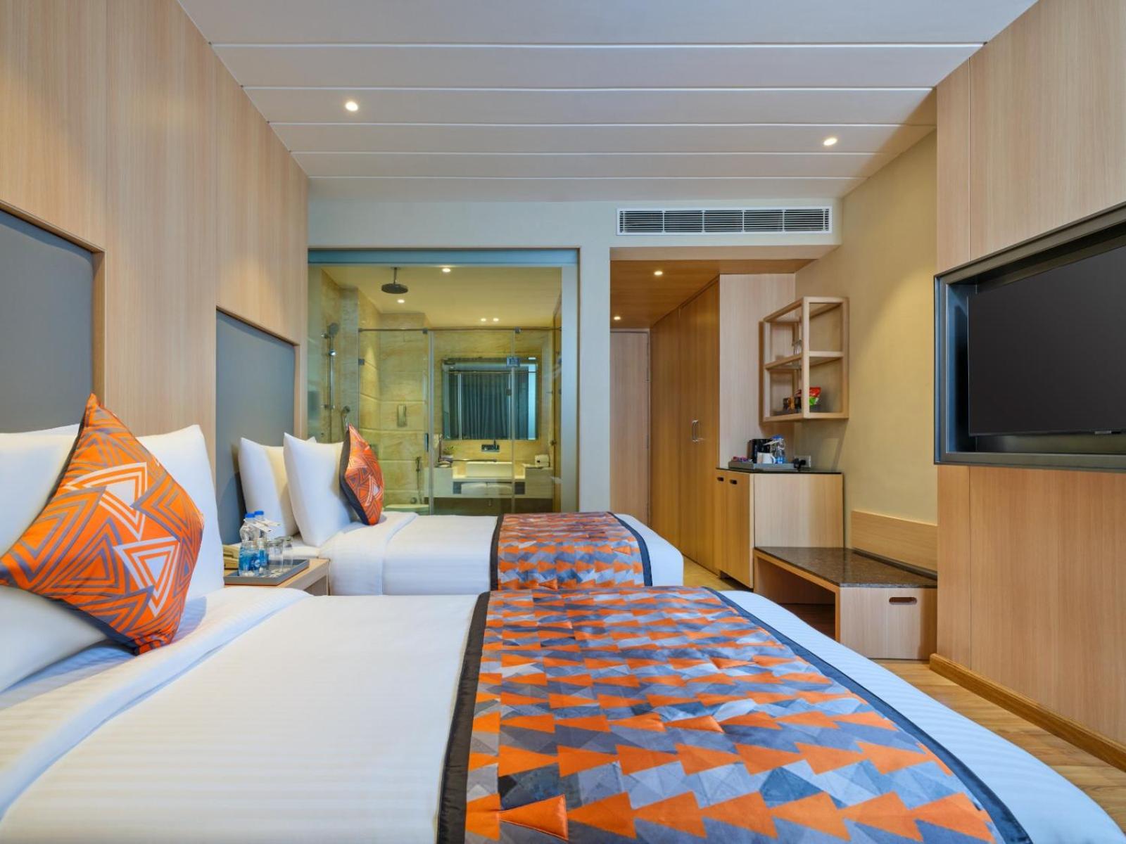 Premium Double or Twin Room - Photo 4