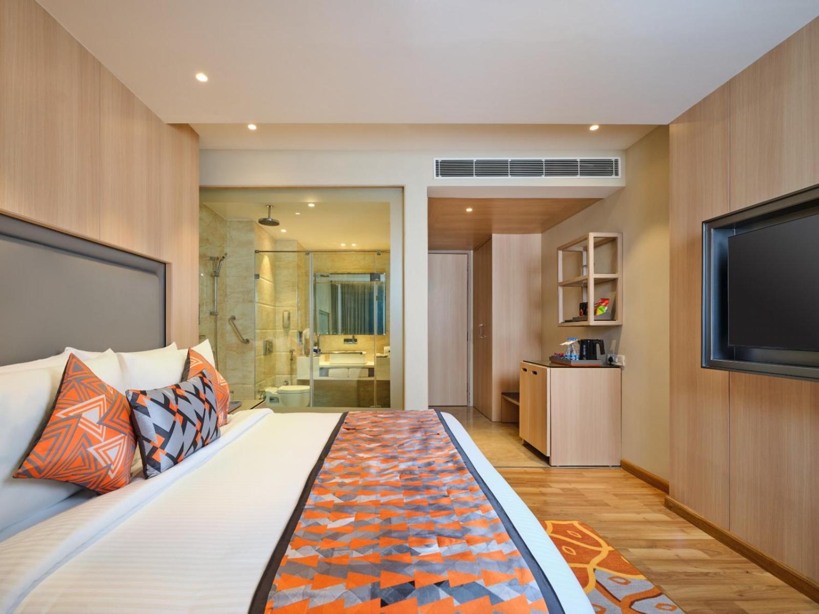 Premium Double or Twin Room - Photo 3