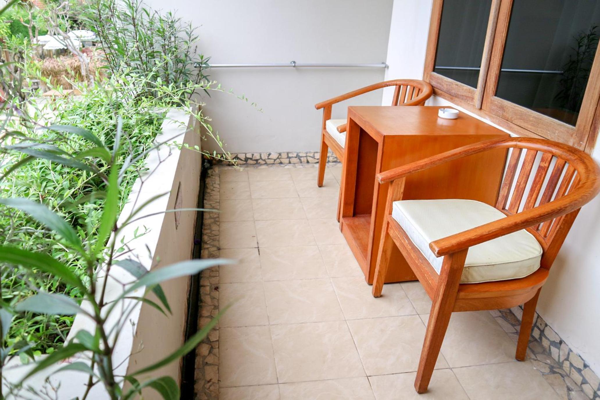 Deluxe Double or Twin Room with Balcony - Photo 10