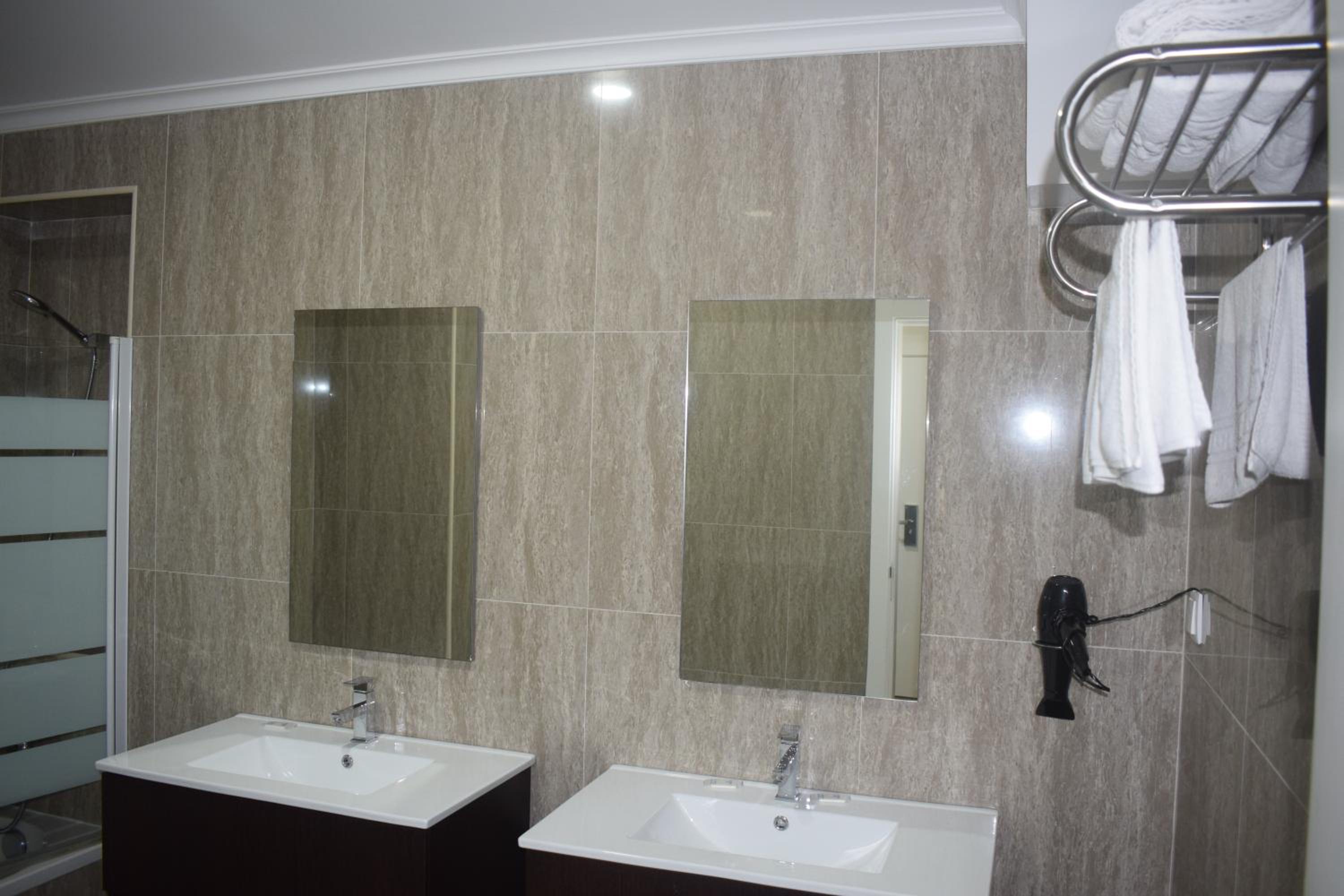 Superior Triple Room - Photo 7