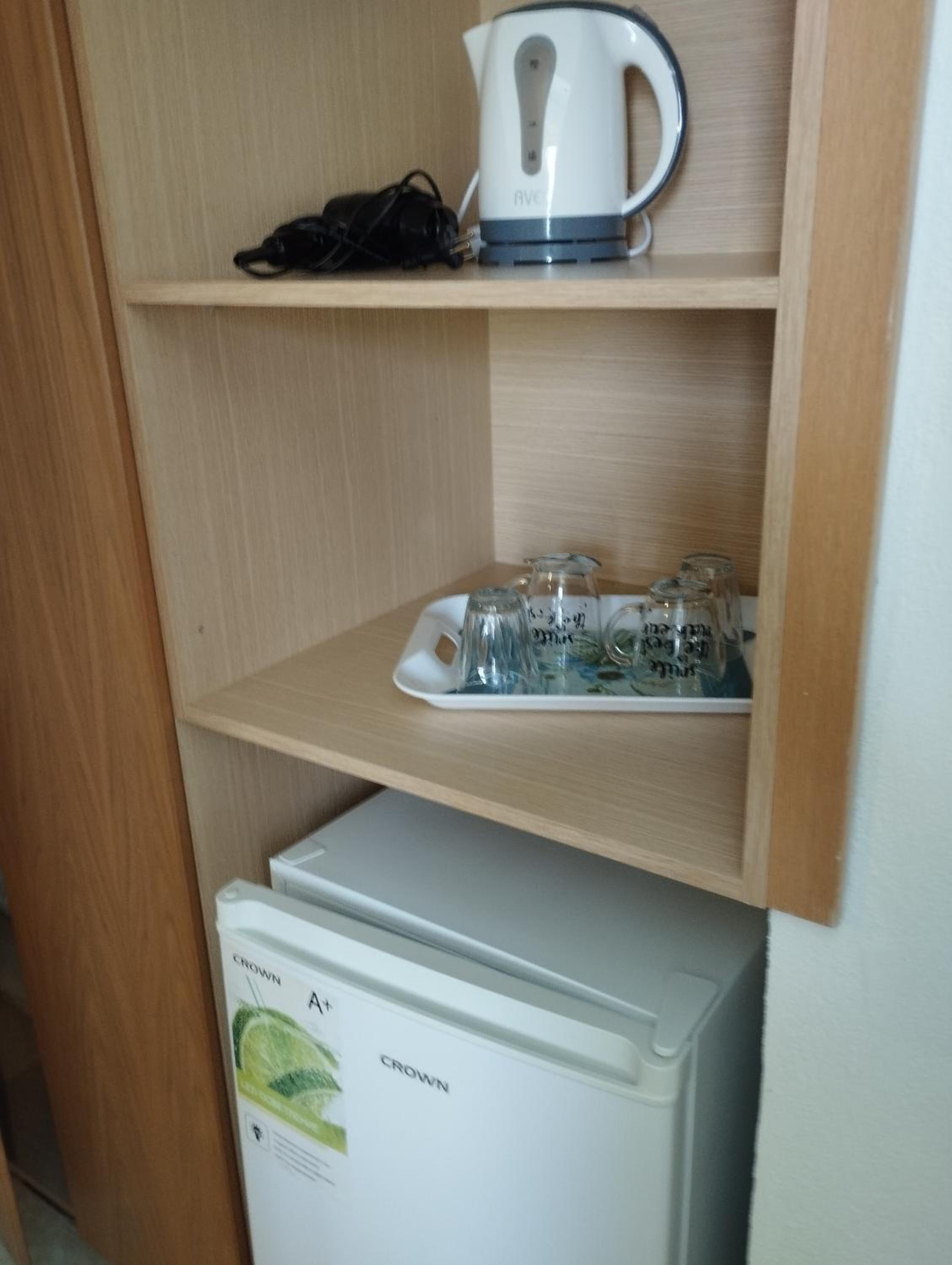 Twin Room - Photo 9