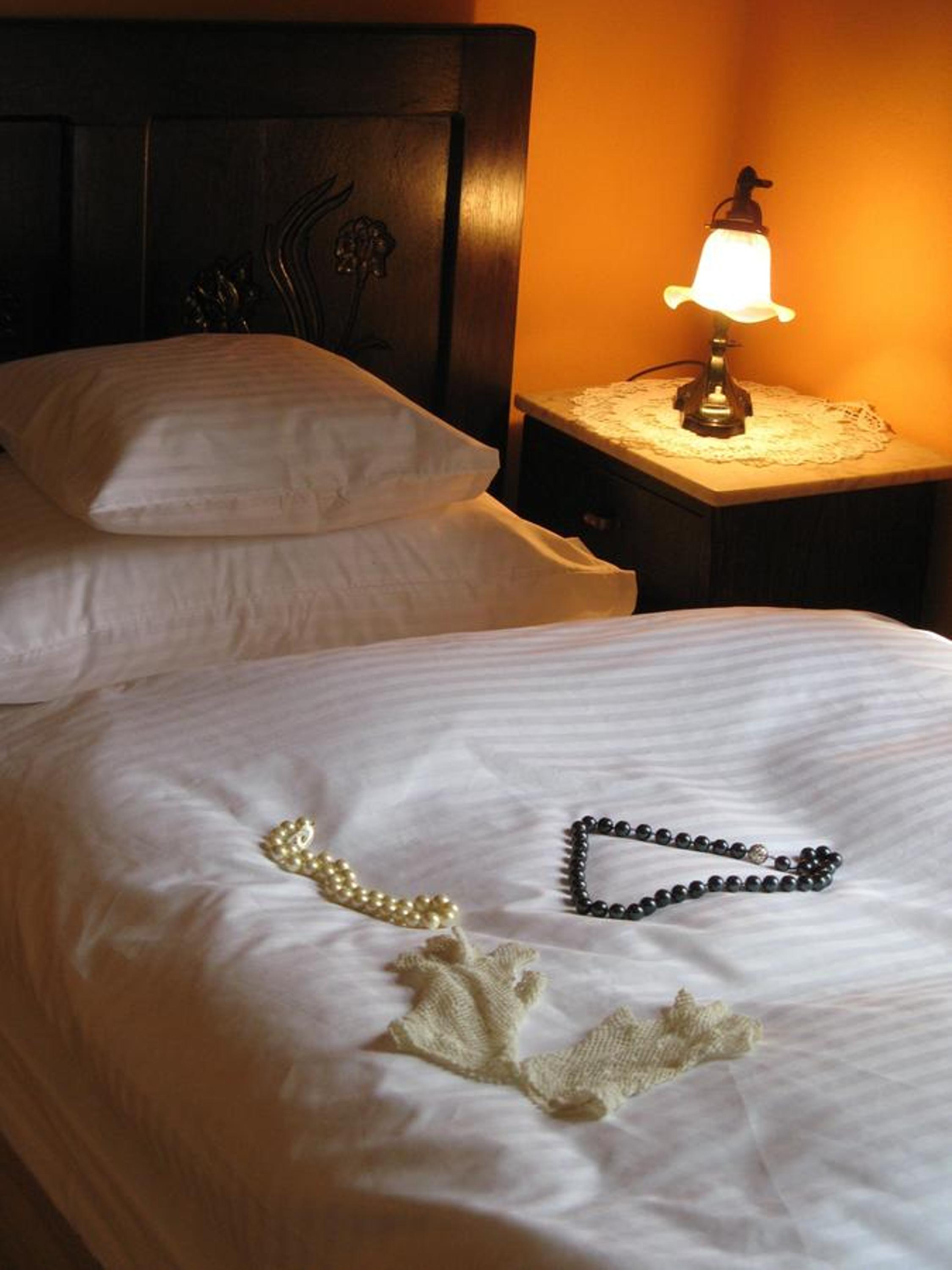 Large Double Room photo 2