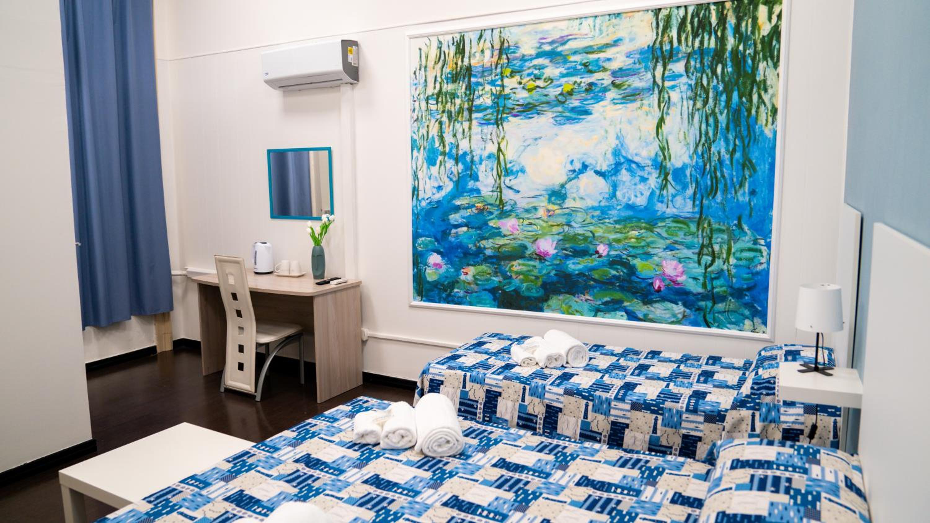 Economy Triple Room - Photo 2