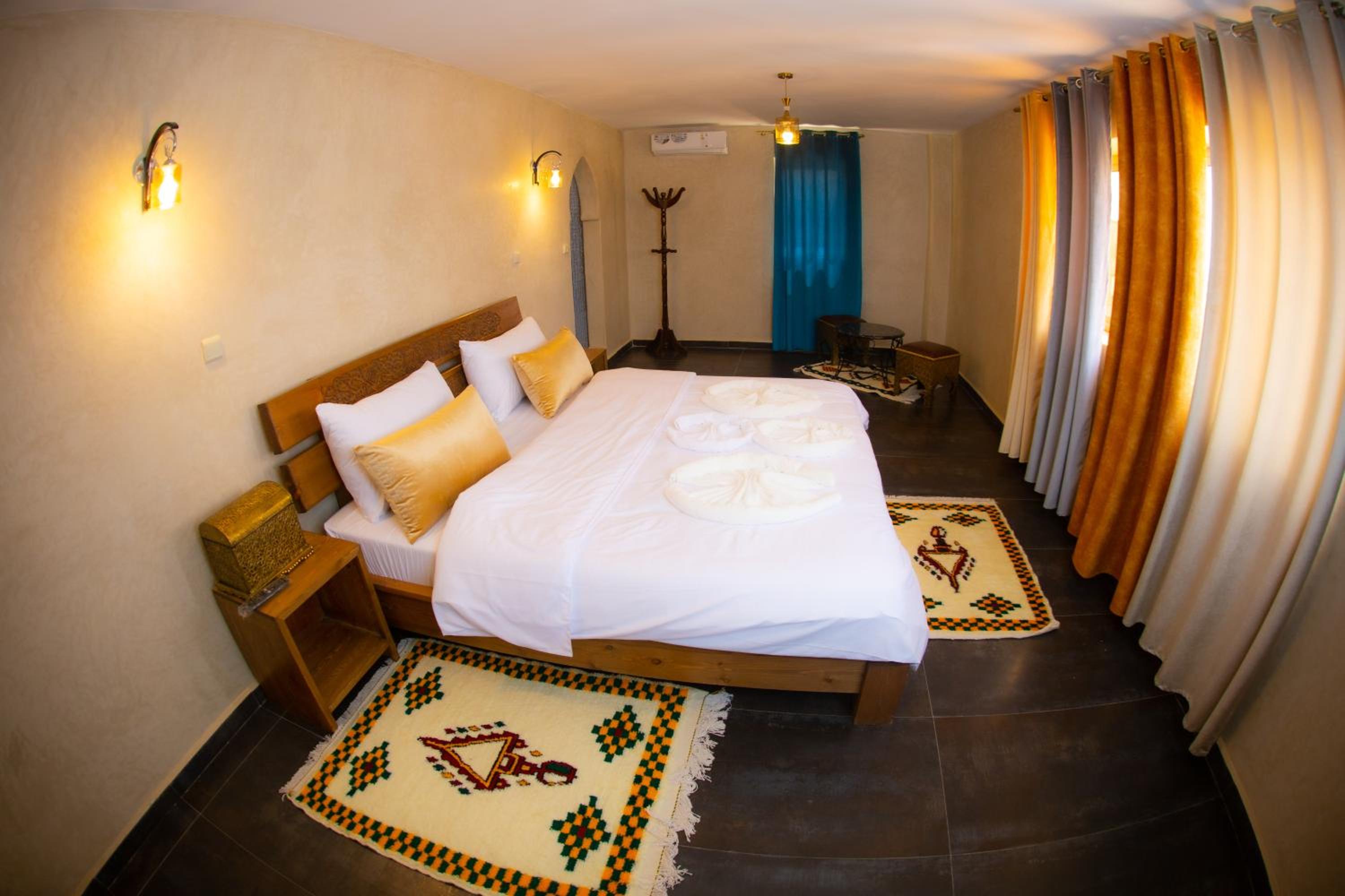 Deluxe Suite photo 2