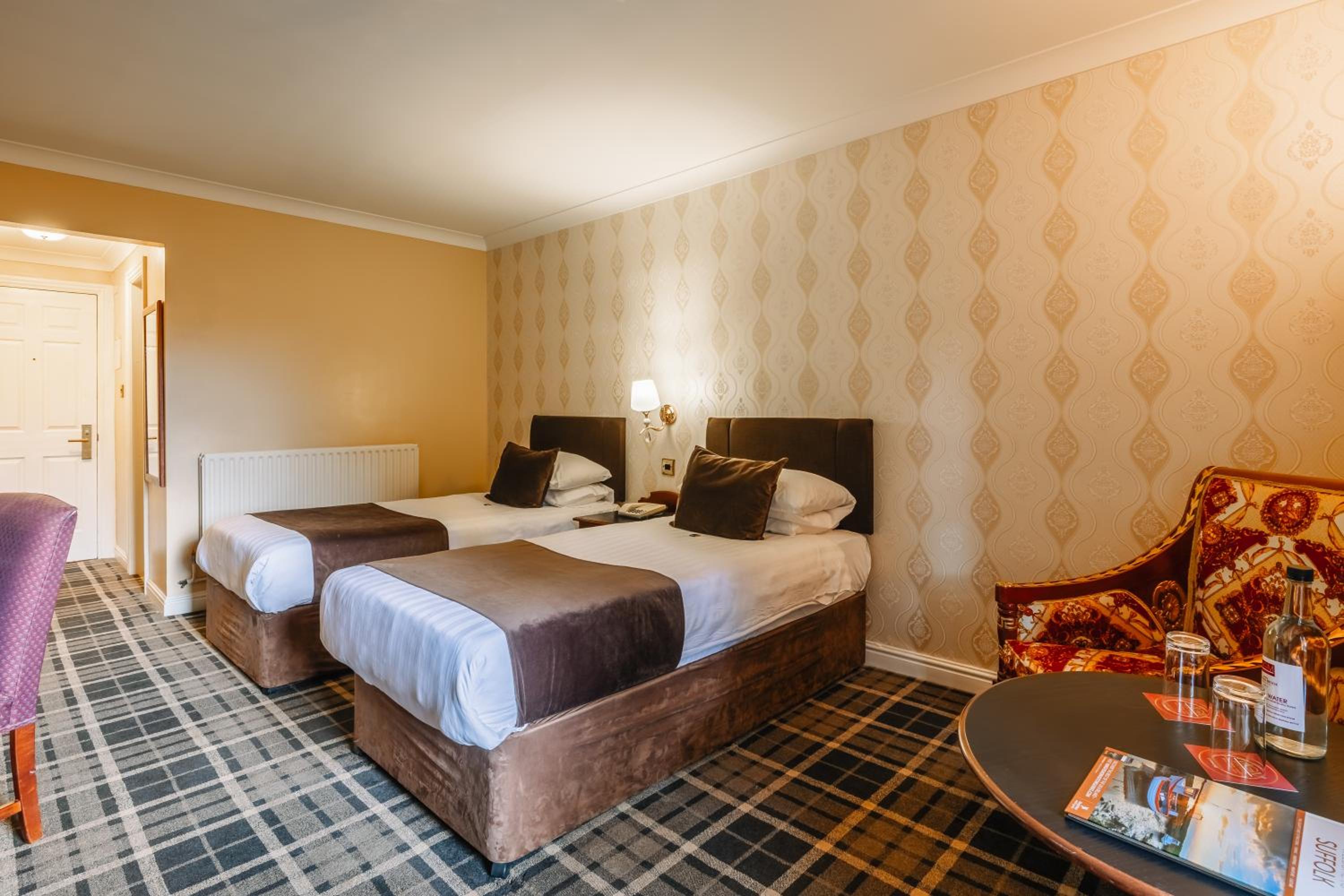 Club Twin Room - Photo 5