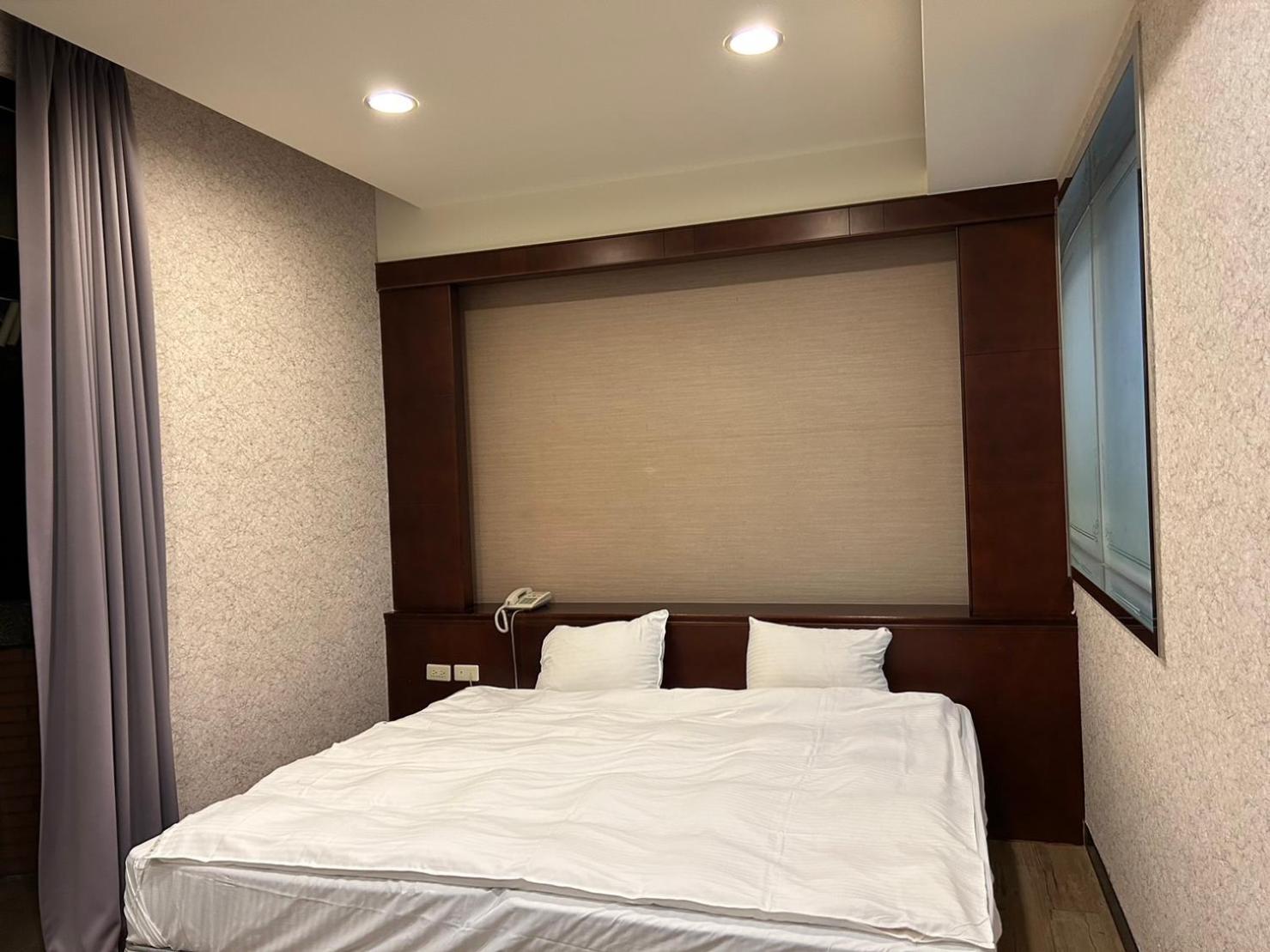 Large Double or Twin Room photo 2