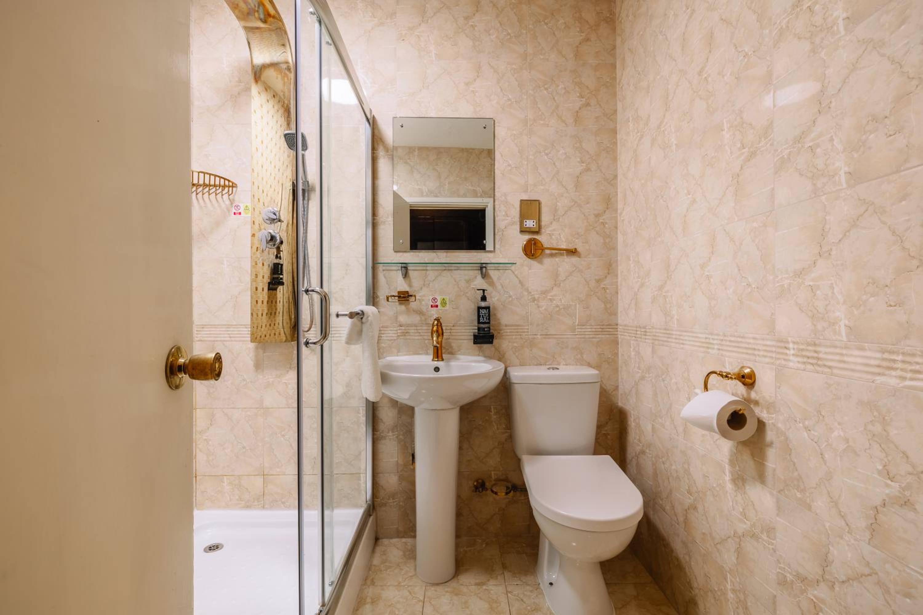 Superior Double Room - Photo 4