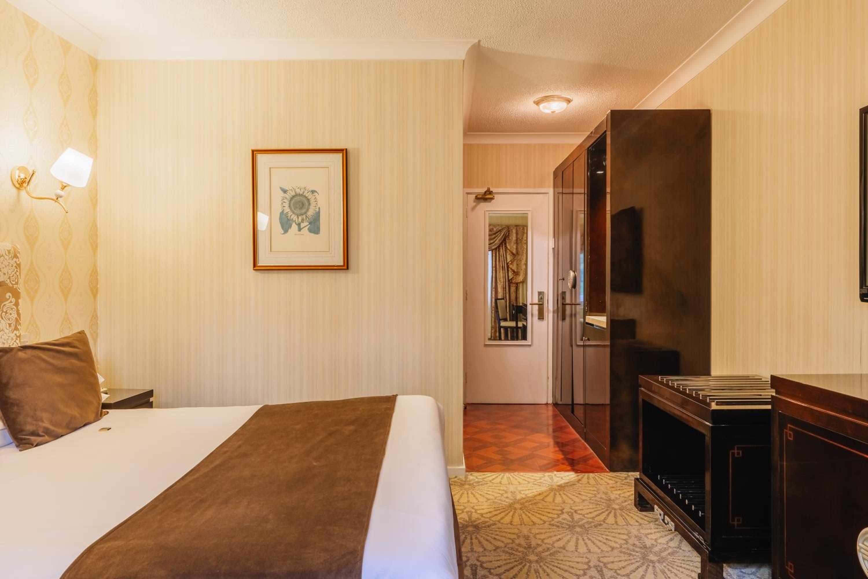 Superior Double Room - Photo 7