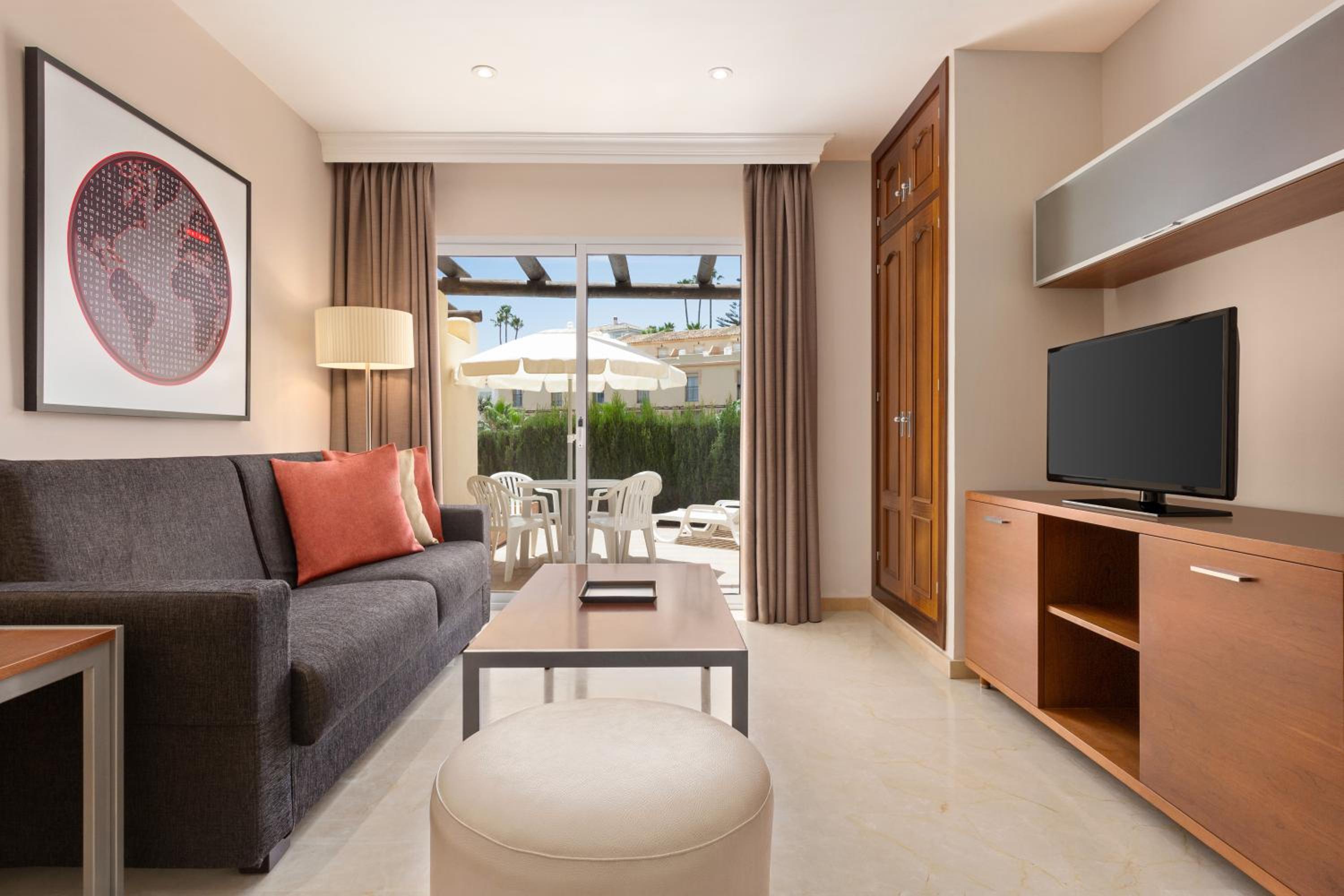 Premium Two Bedroom Apartment - Photo 1