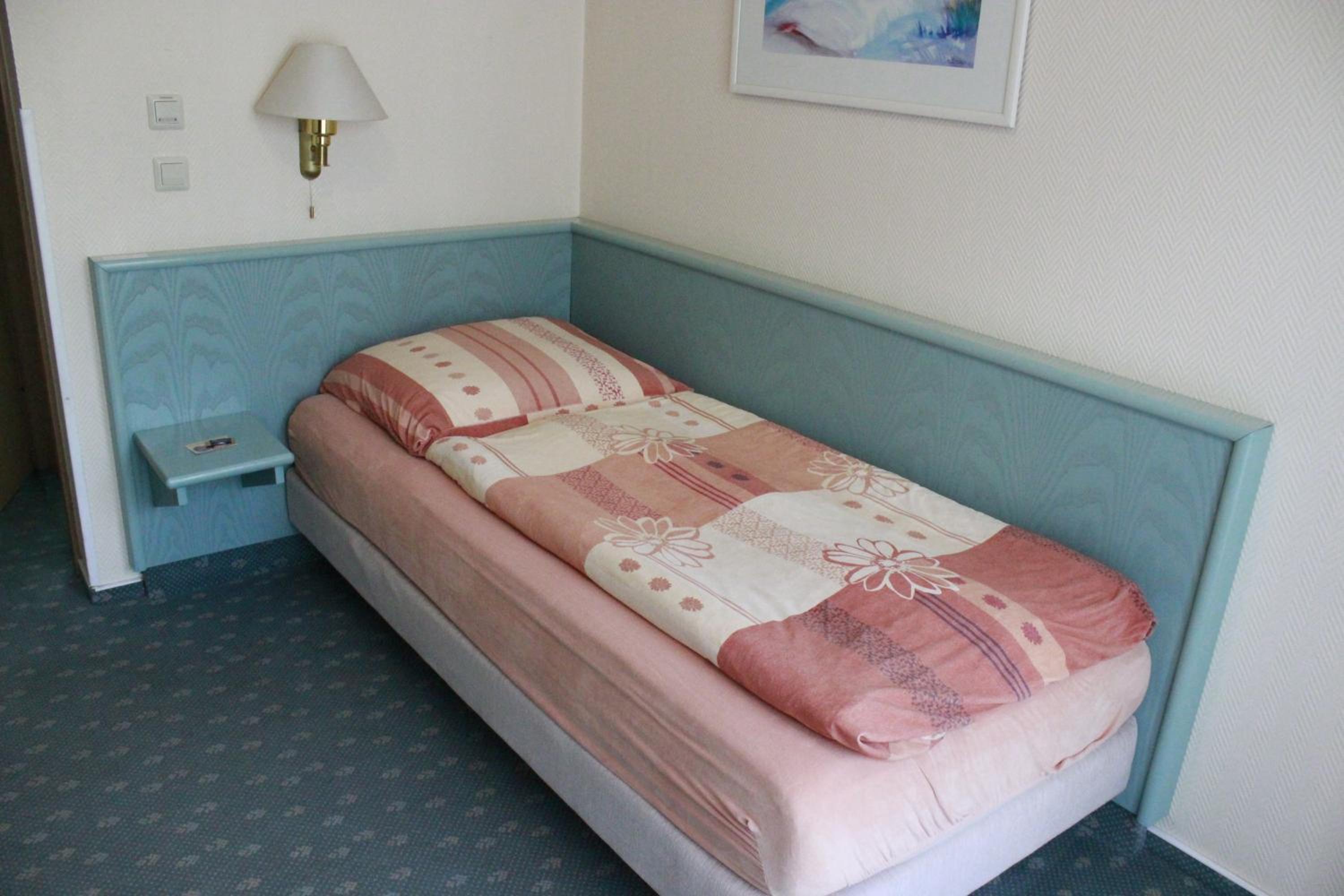 Single Room photo 3