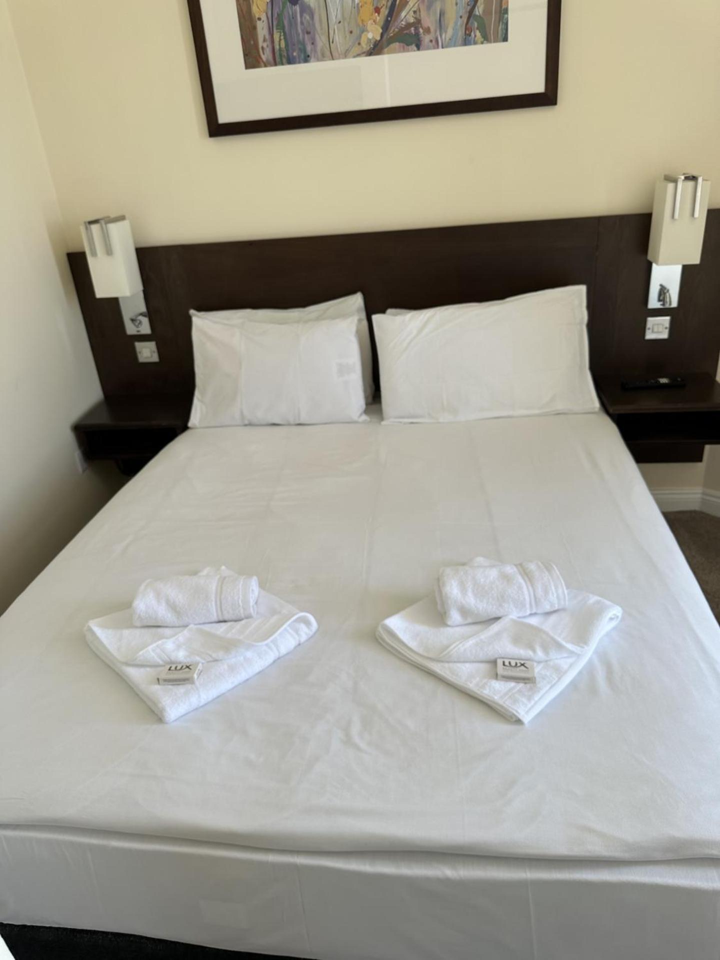 Double Room with Sea View photo 2