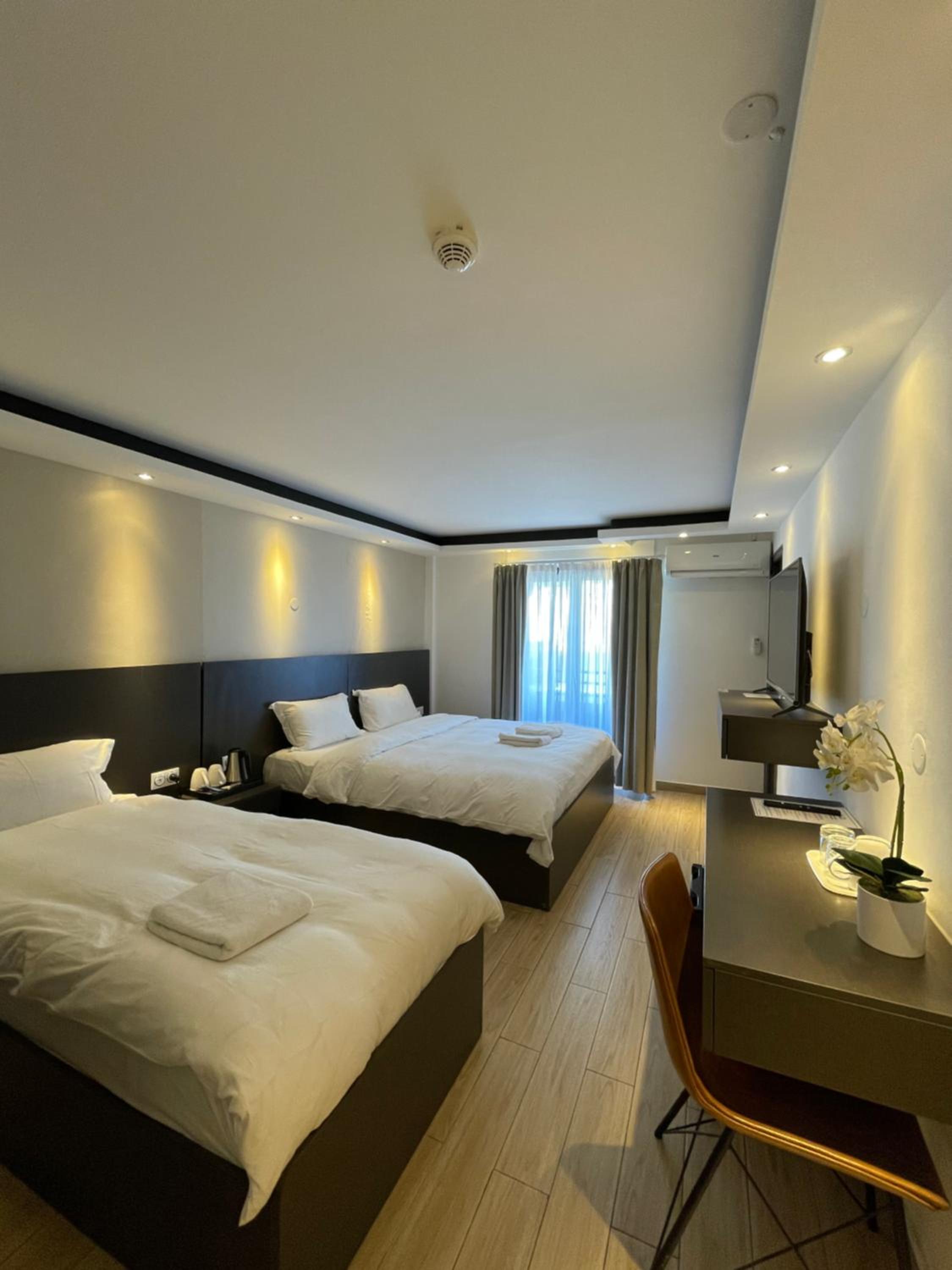 Triple Room - Photo 1