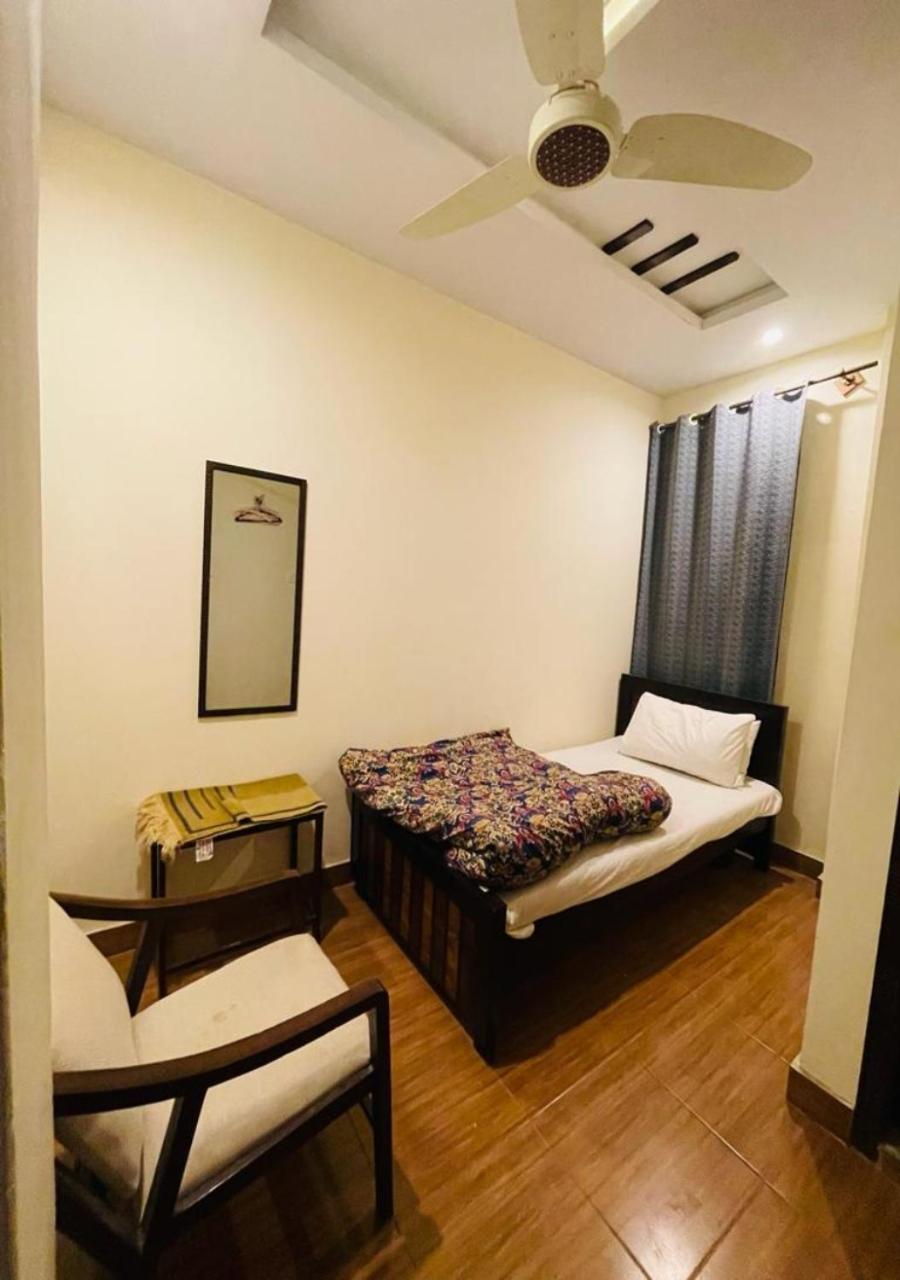 Deluxe Single Room
