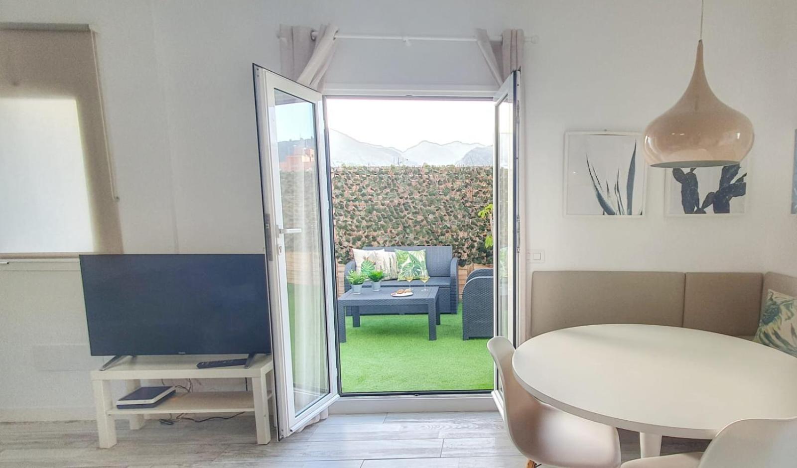 Apartamento con Terraza