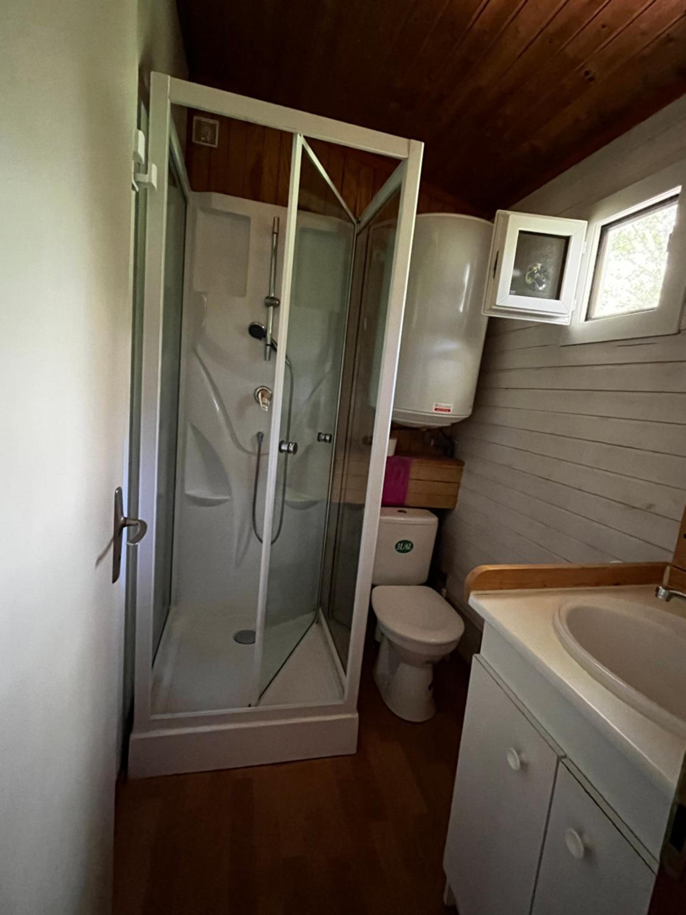 One-Bedroom Chalet - Photo 4