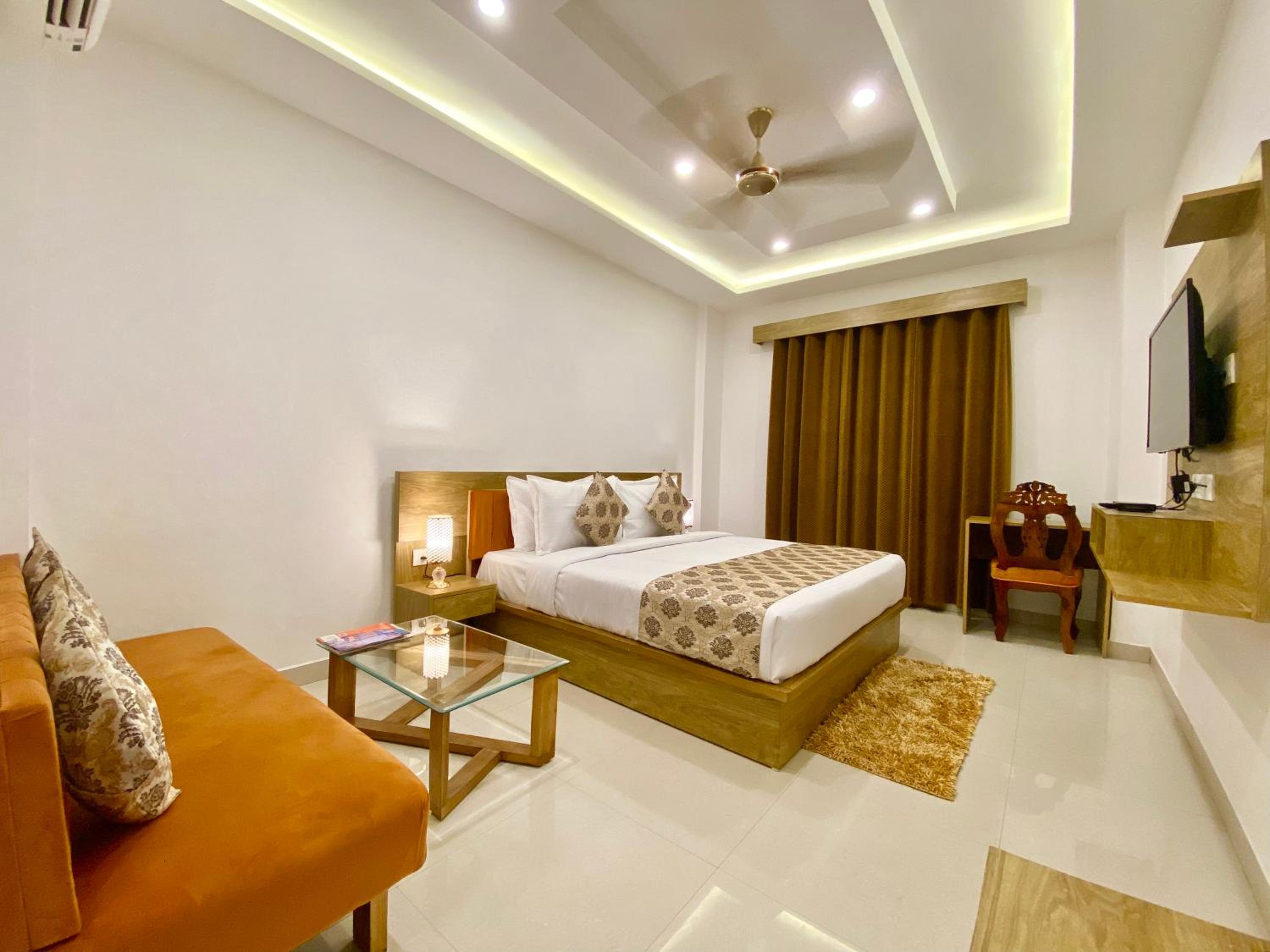 Executive Room - Photo 9