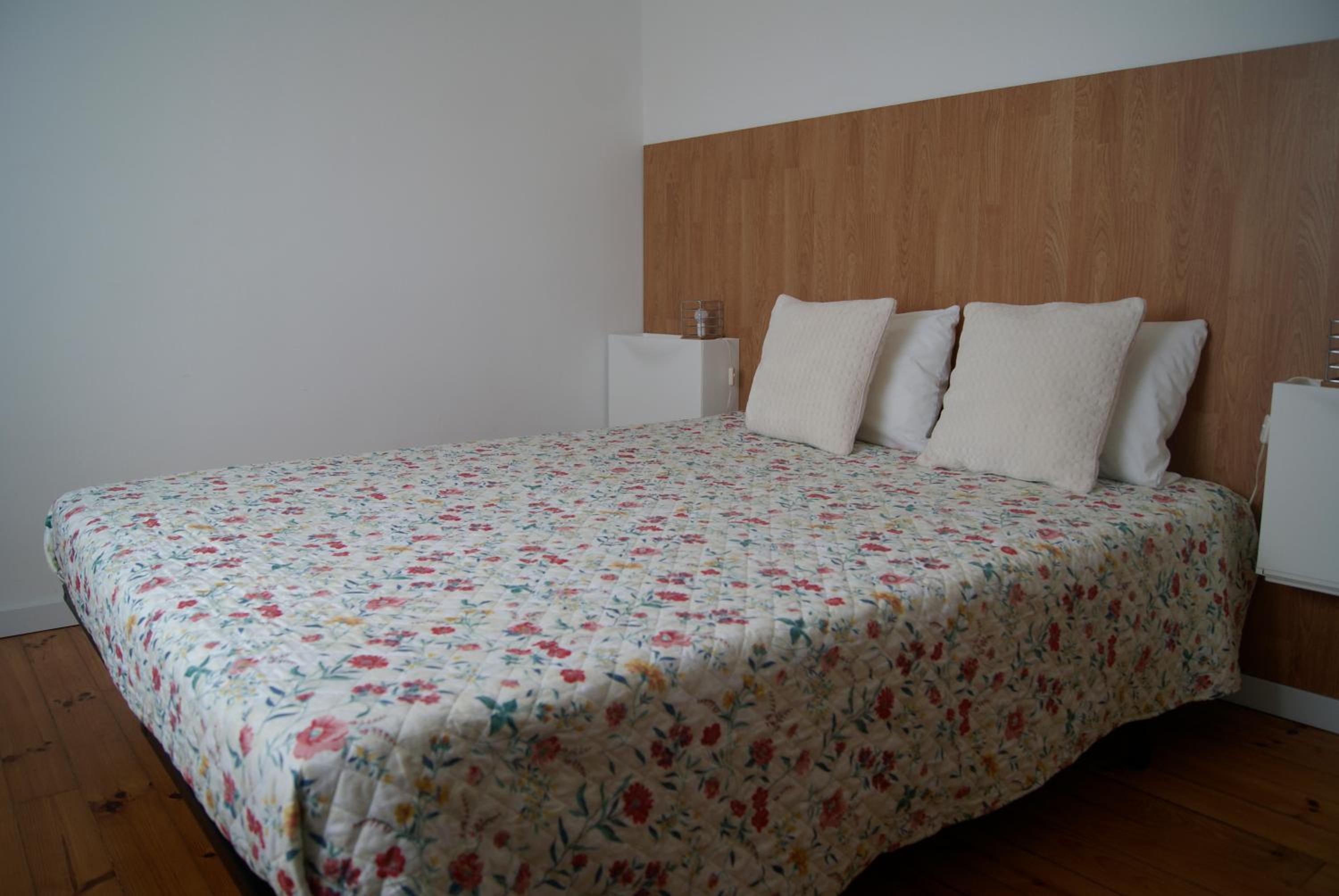 Two-Bedroom House - Photo 48