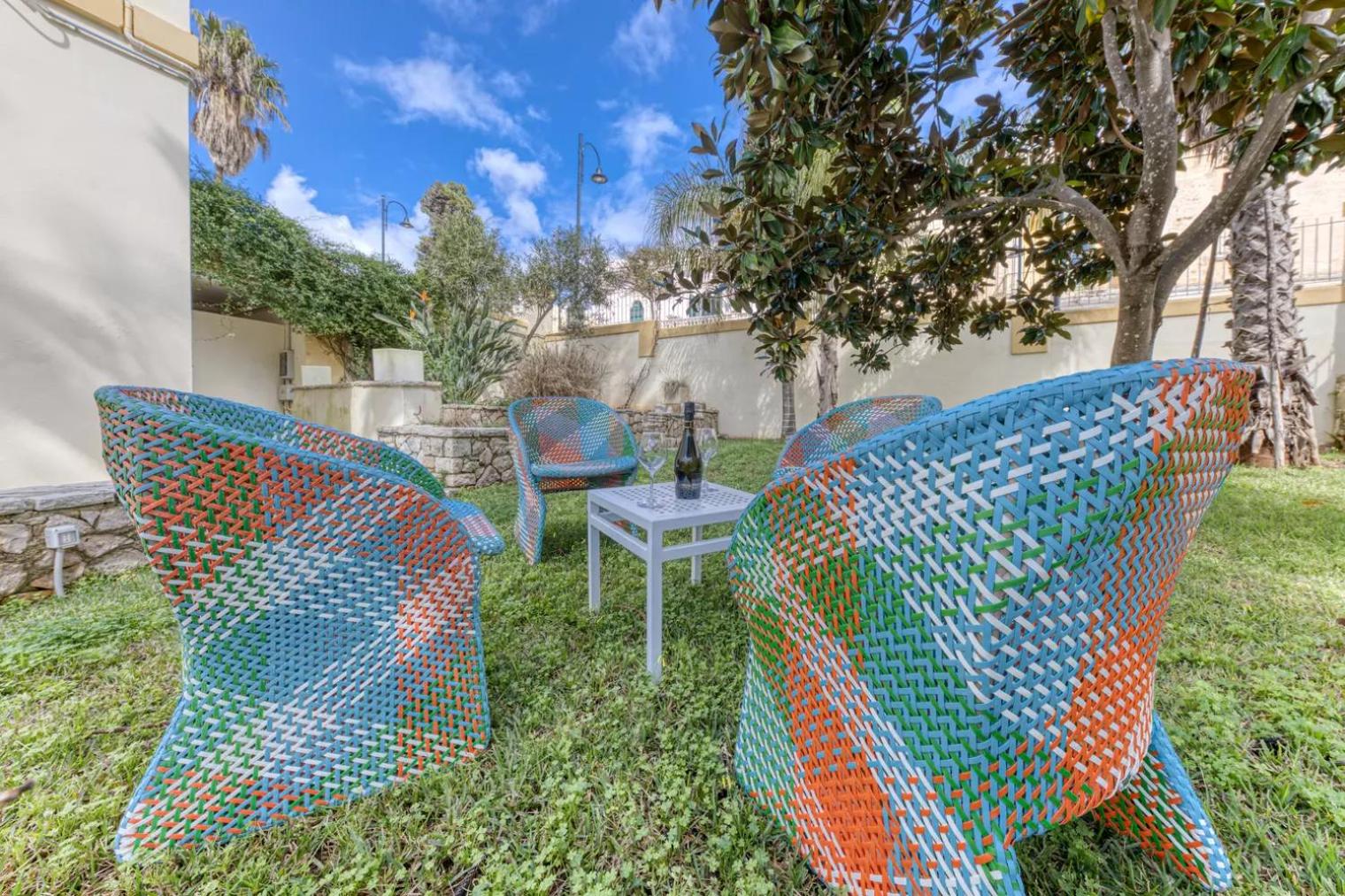 Apartment with Sea View - Photo 14