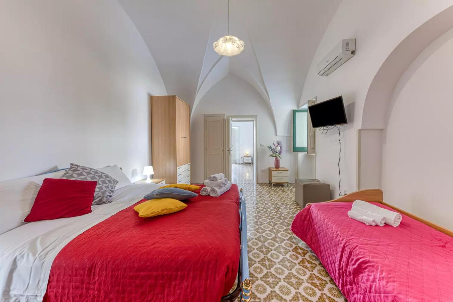 Apartment with Sea View - Photo 22