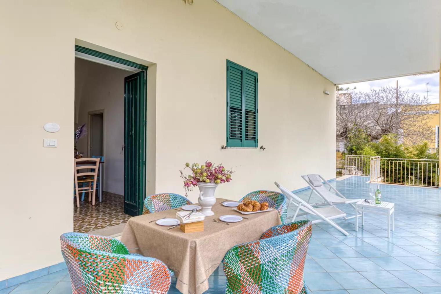 Apartment with Sea View - Photo 8