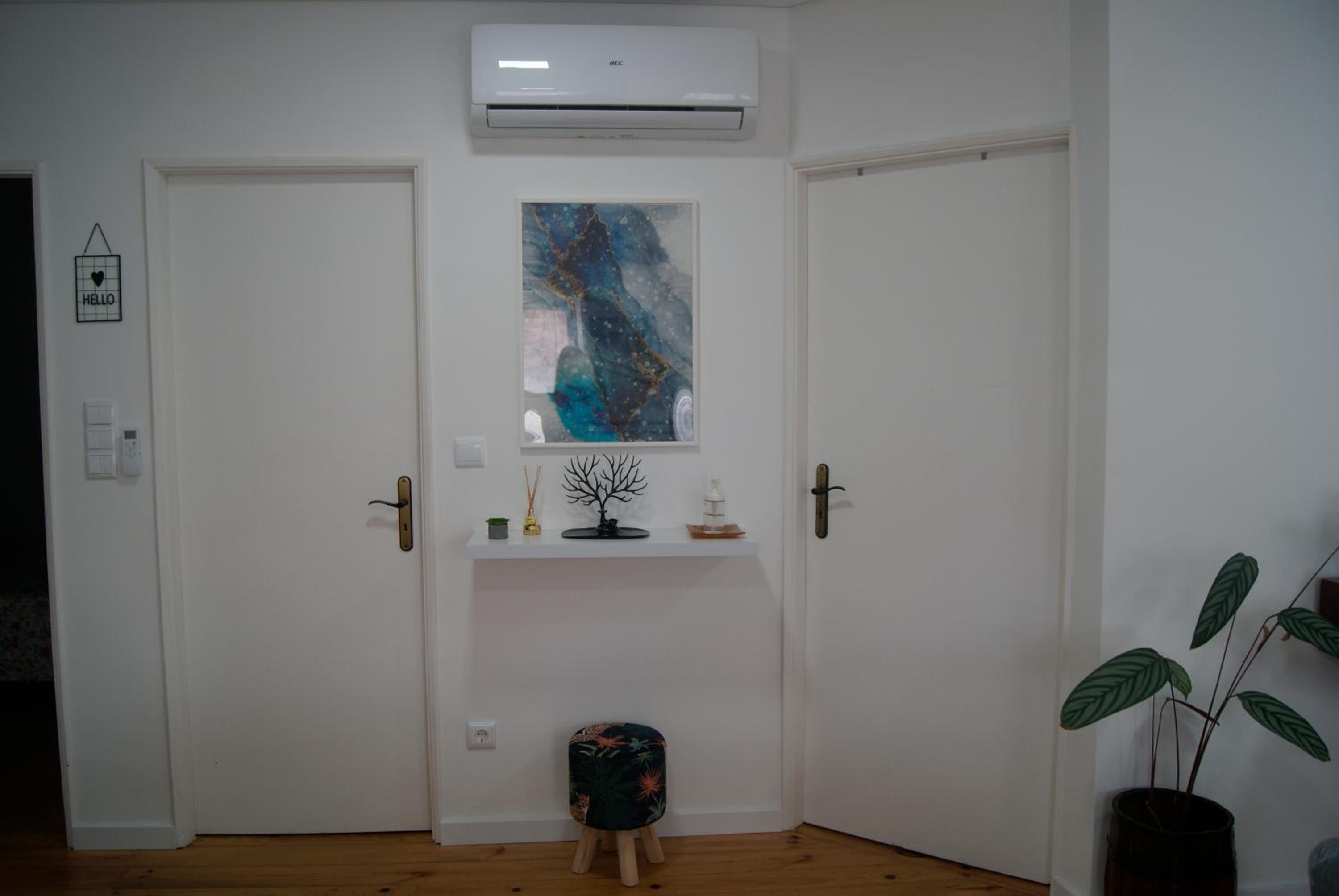 Two-Bedroom House - Photo 7