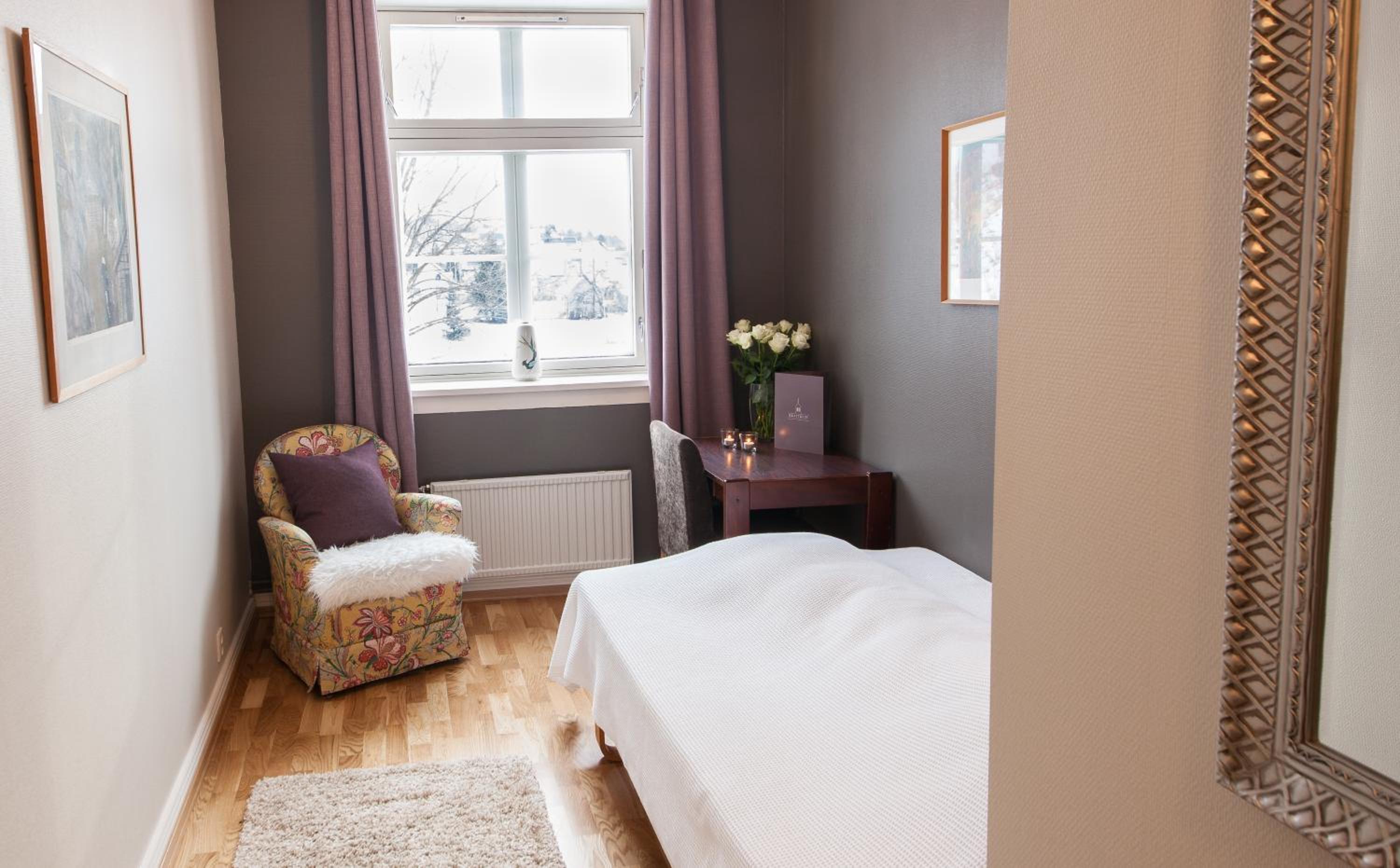 Single Room photo 3