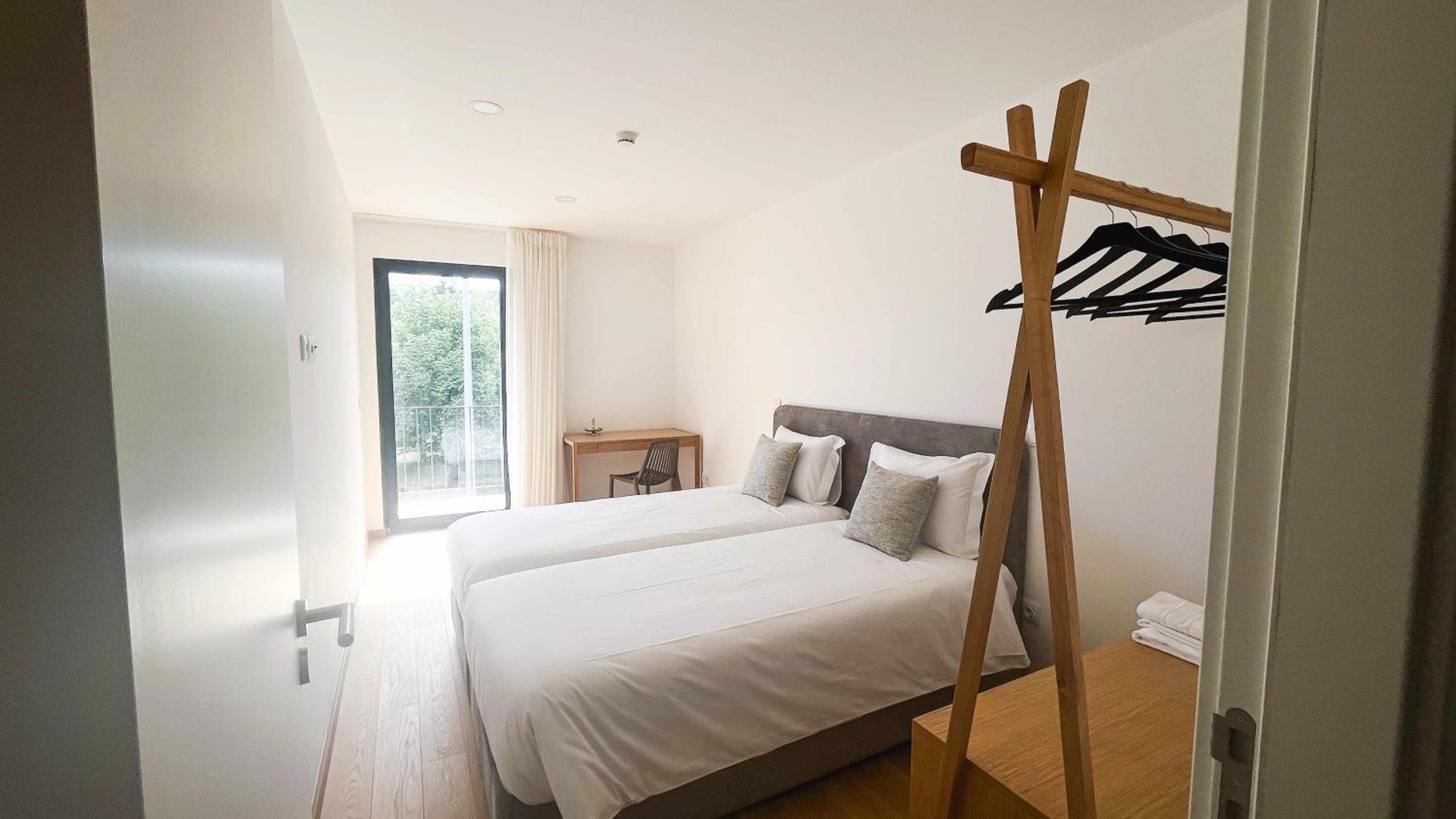 Two-Bedroom Apartment with Balcony photo 1
