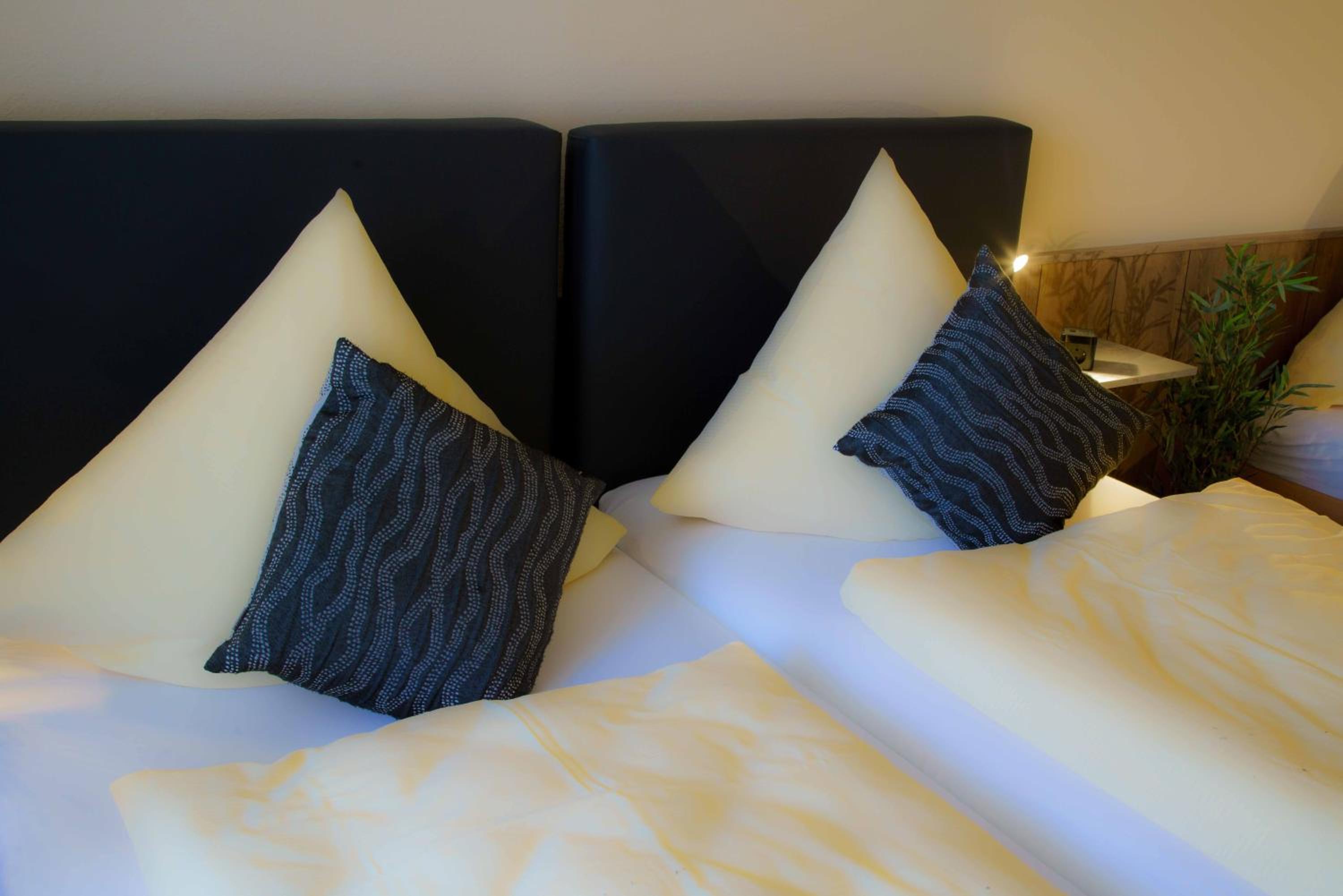 Classic Double Room - Photo 7