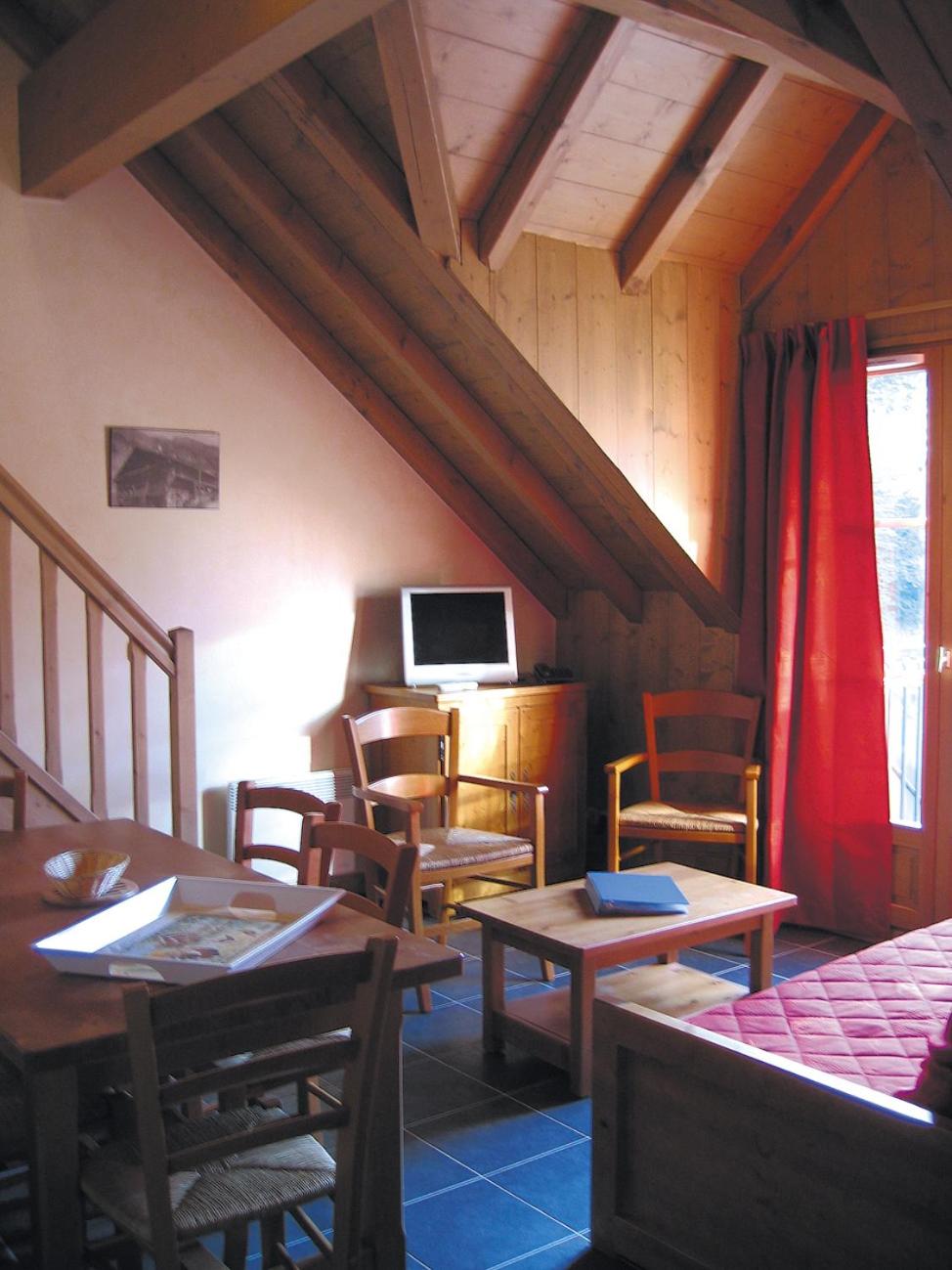 Two-Bedroom or Two-Bedroom Duplex (6 Adults)