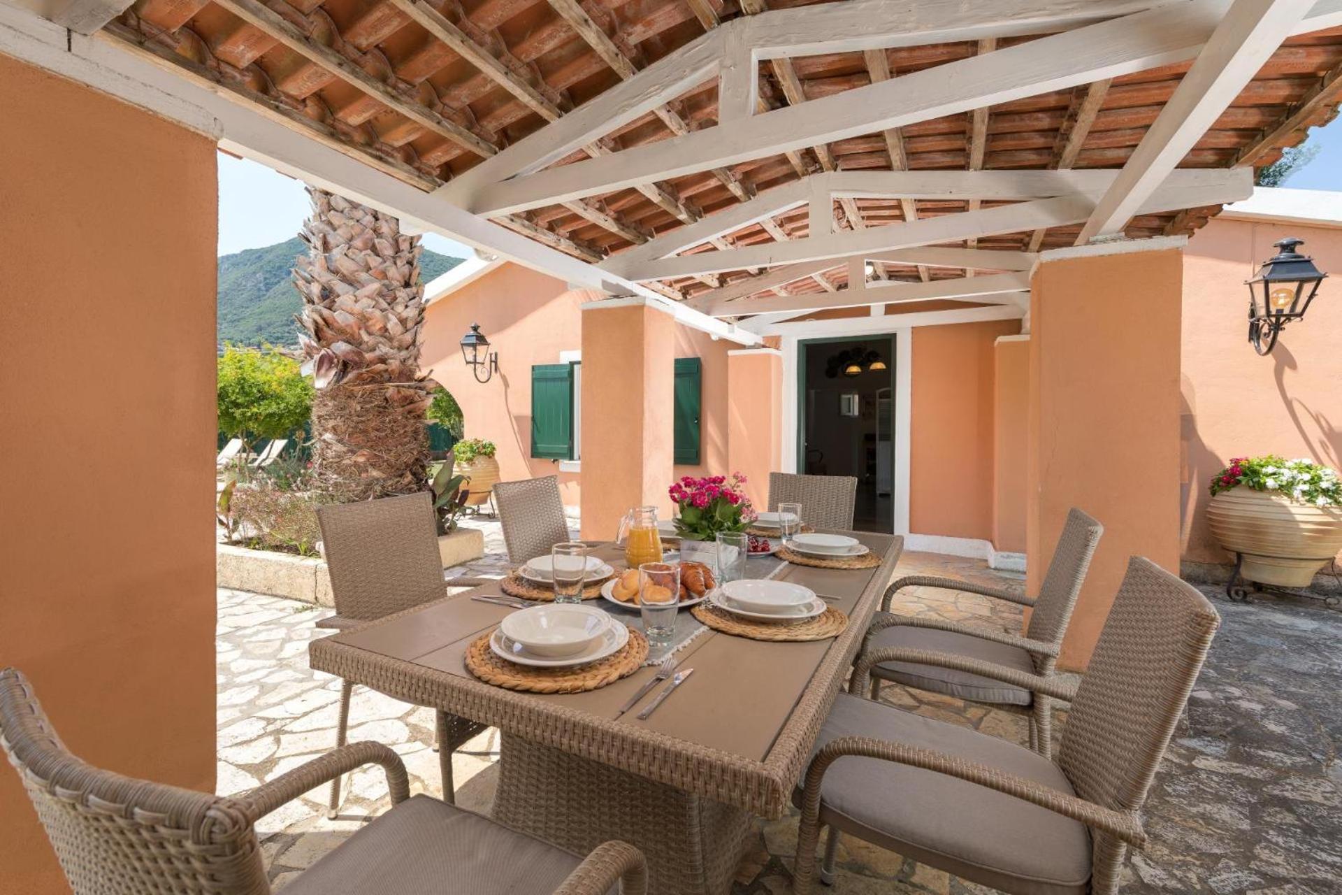 Three-Bedroom Villa photo 3
