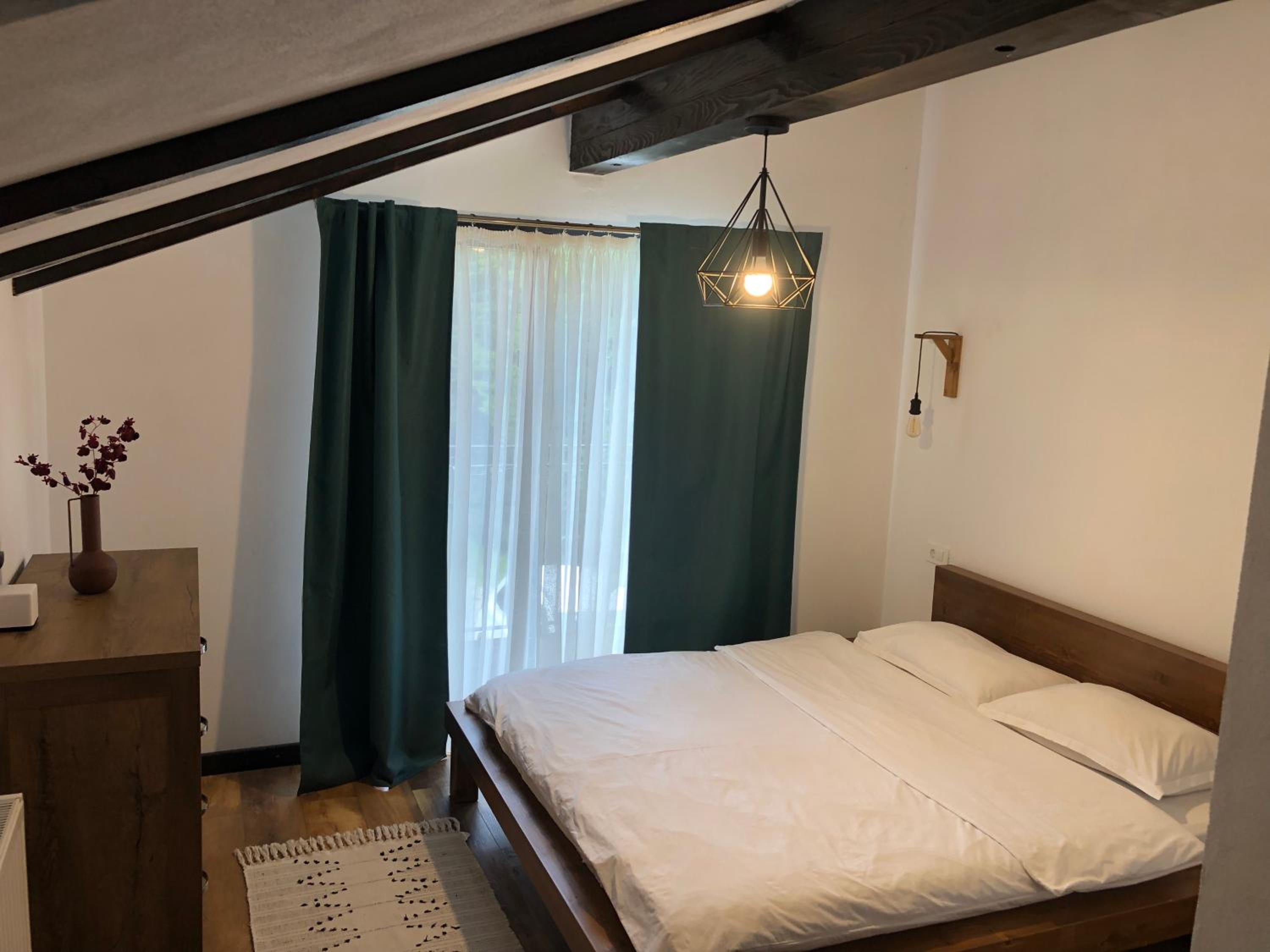 Double Room with Balcony - Photo 1