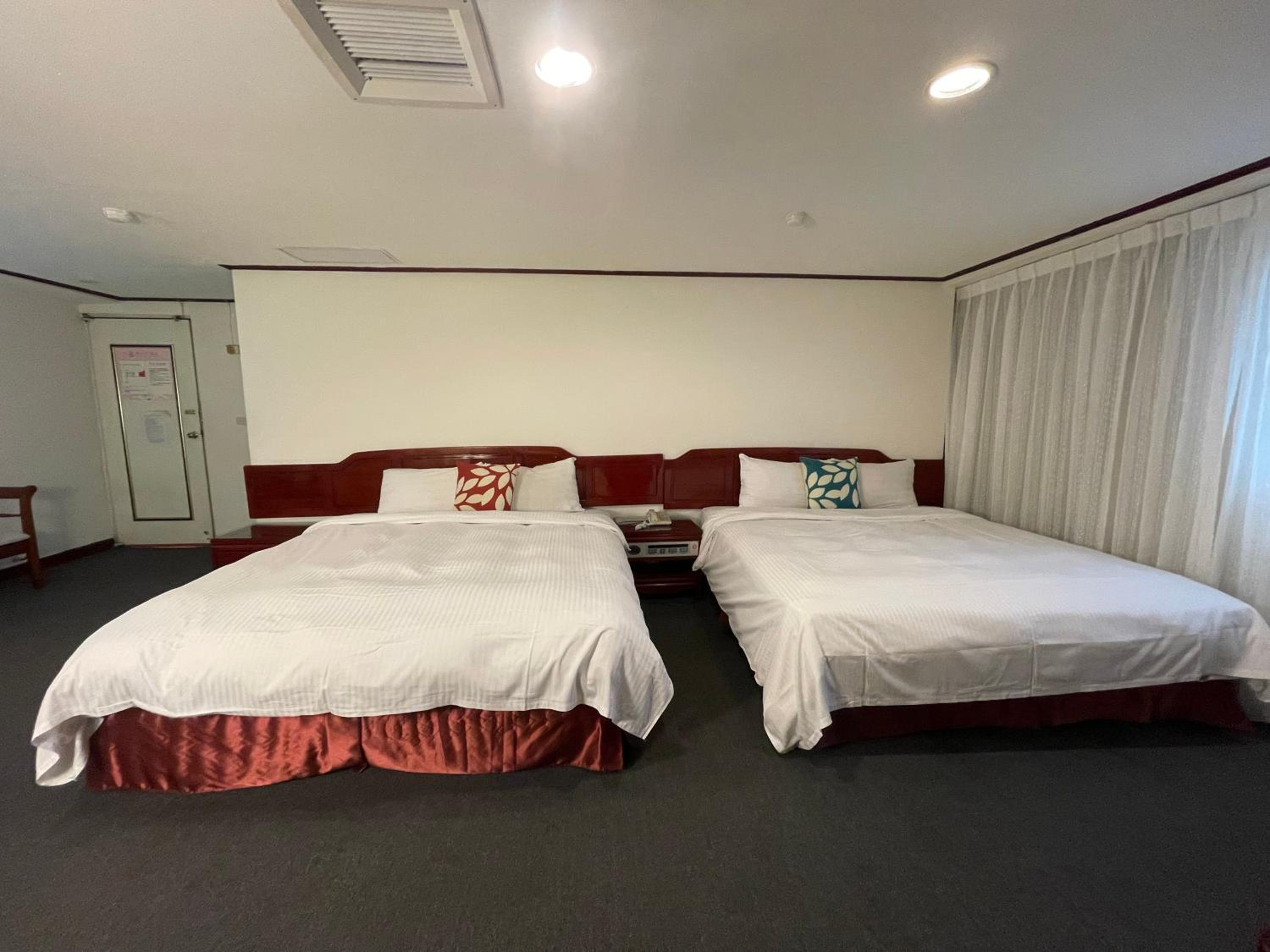Standard Quadruple Room photo 3