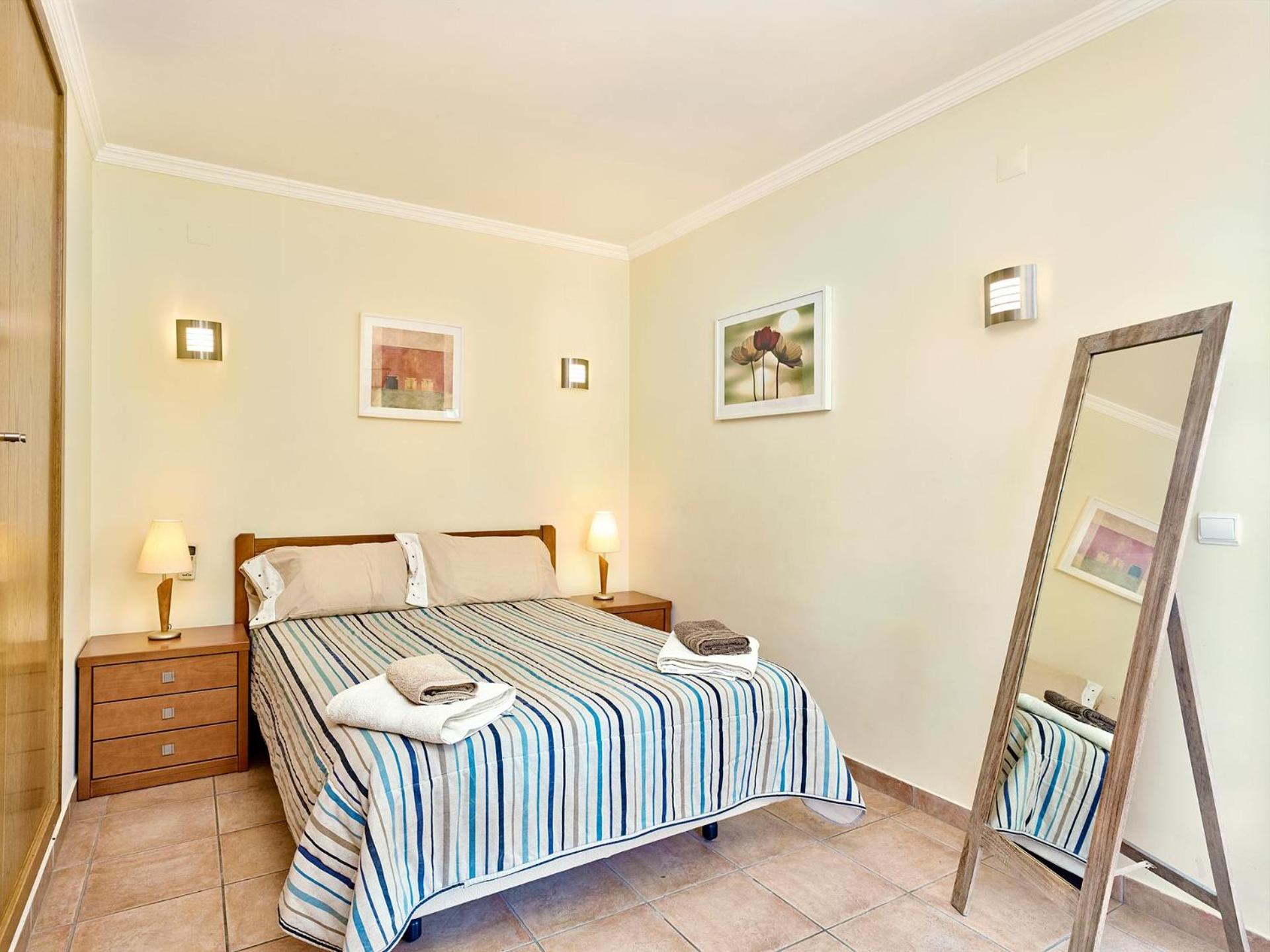 Four-Bedroom Villa photo 2