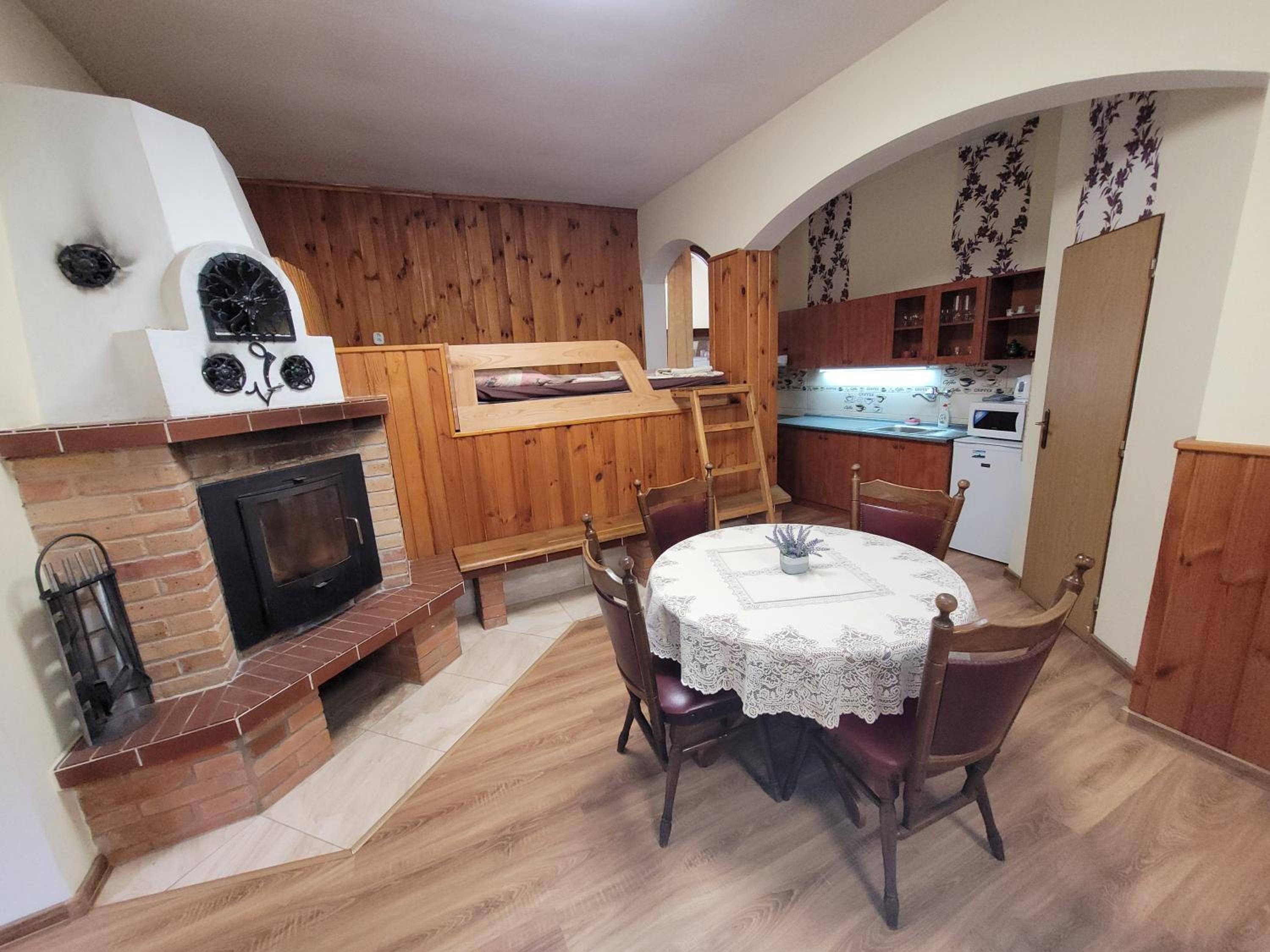 Quadruple Room - Photo 5