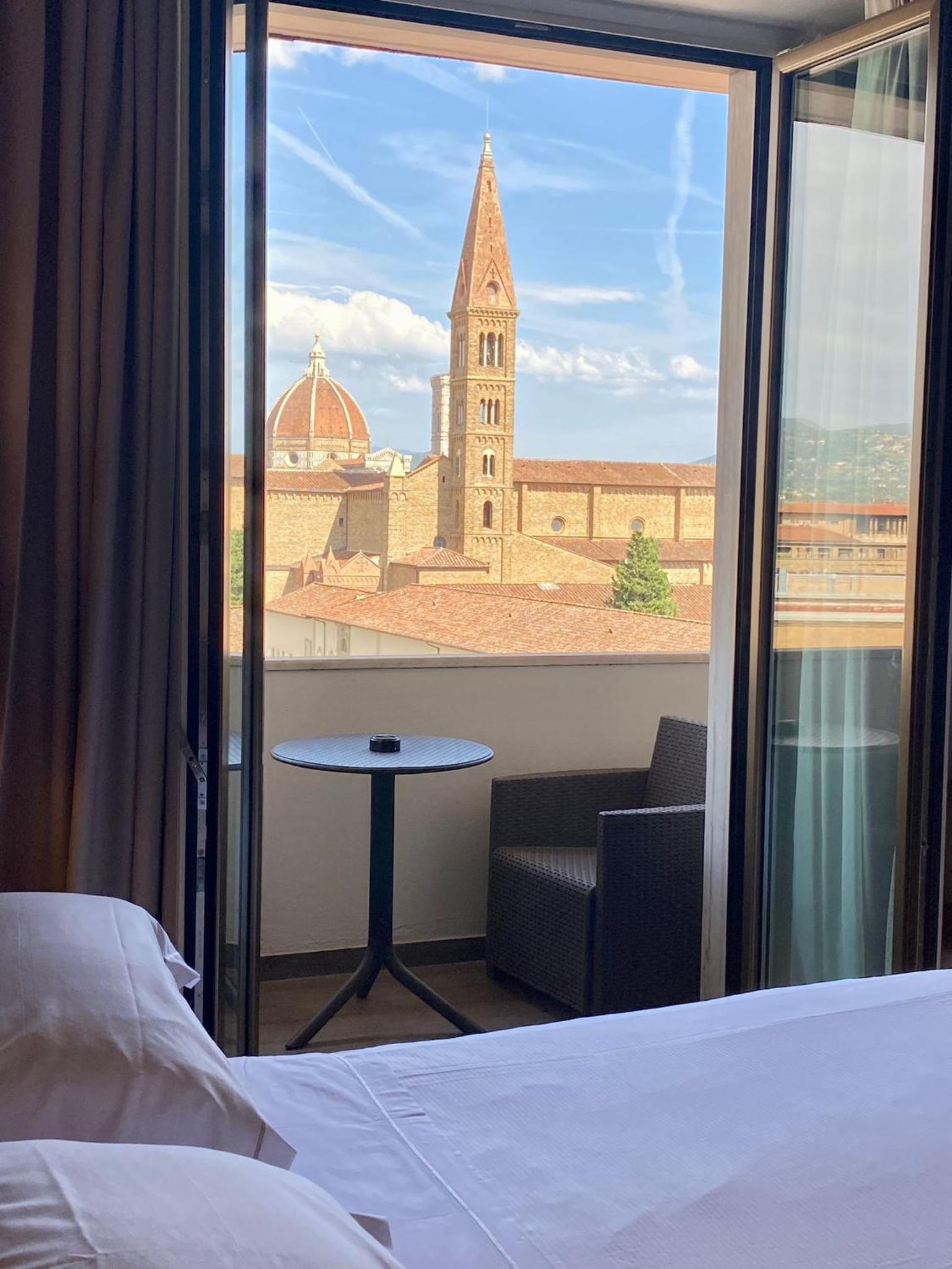 Comfy with City View - Photo 8