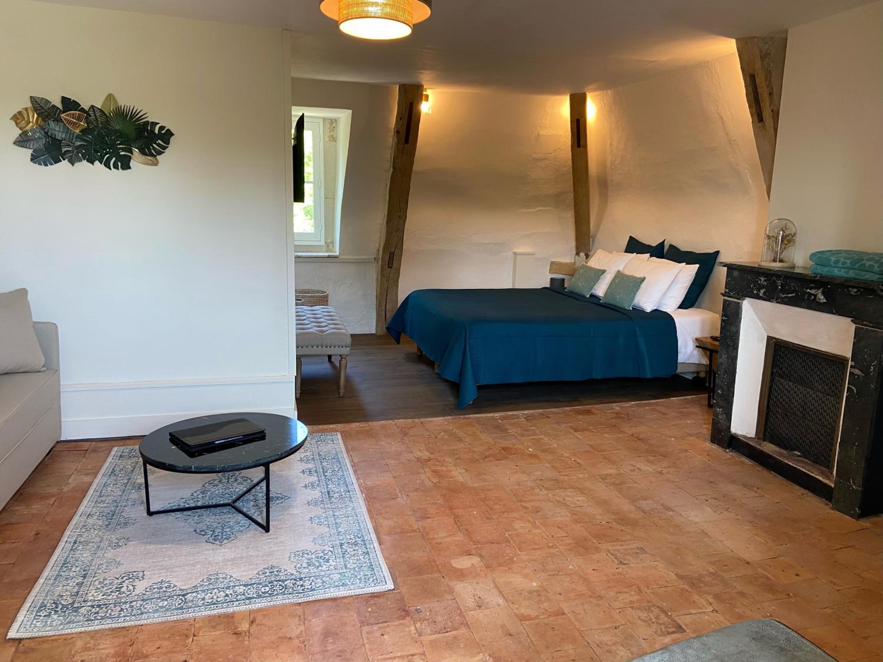 Queen Room with Garden View