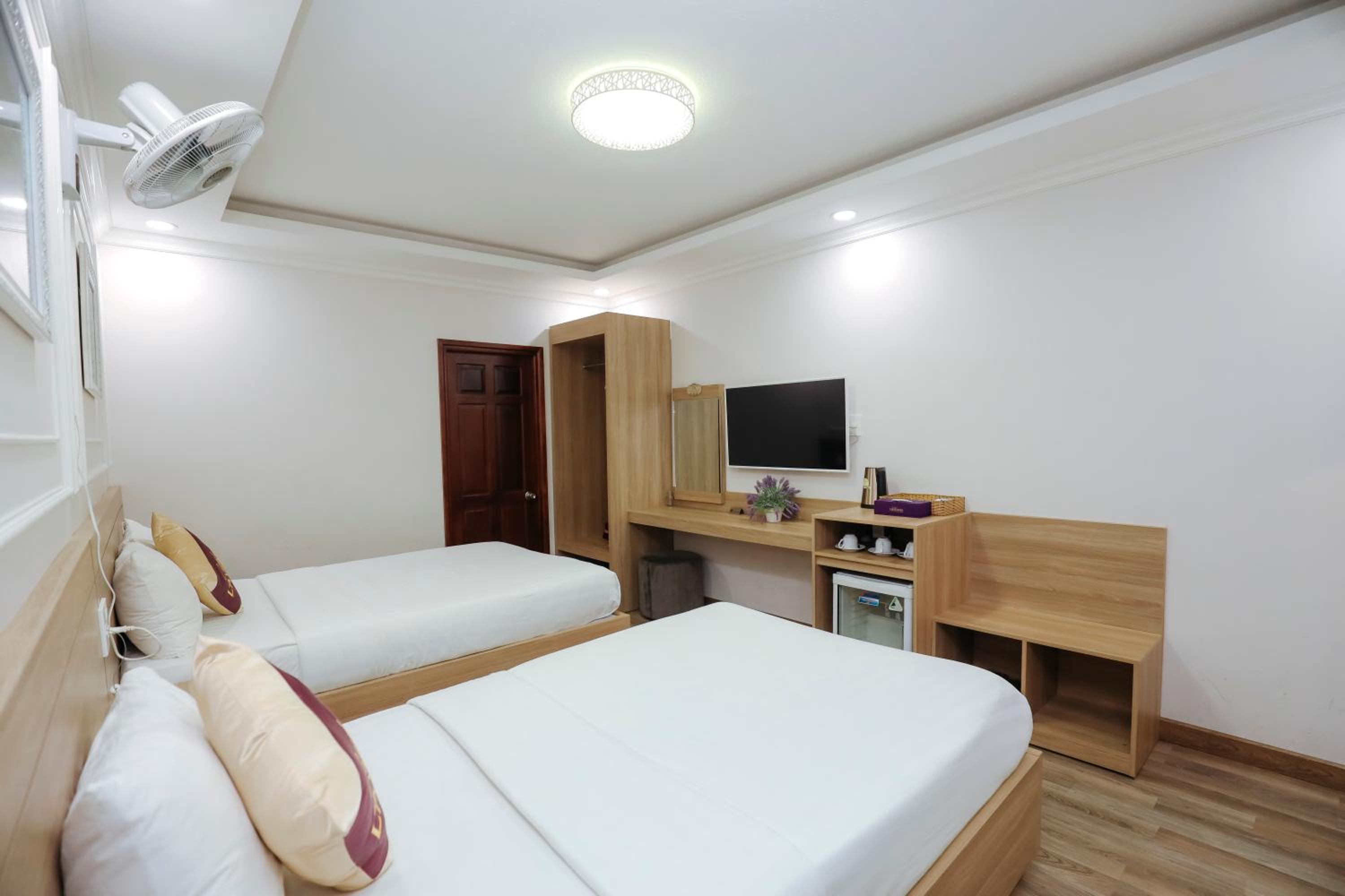Deluxe Triple Room photo 2