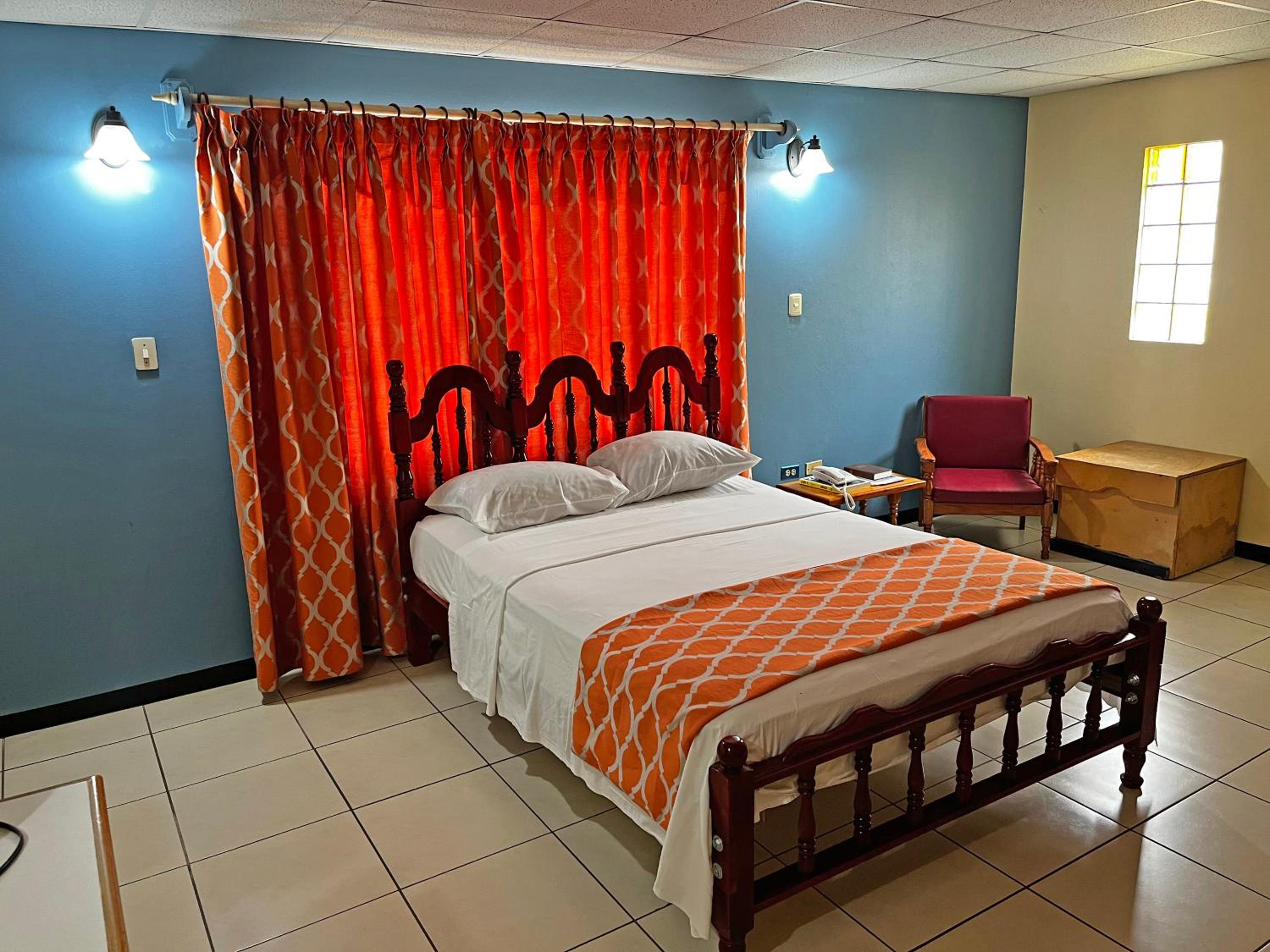 Double Room with Balcony photo 2
