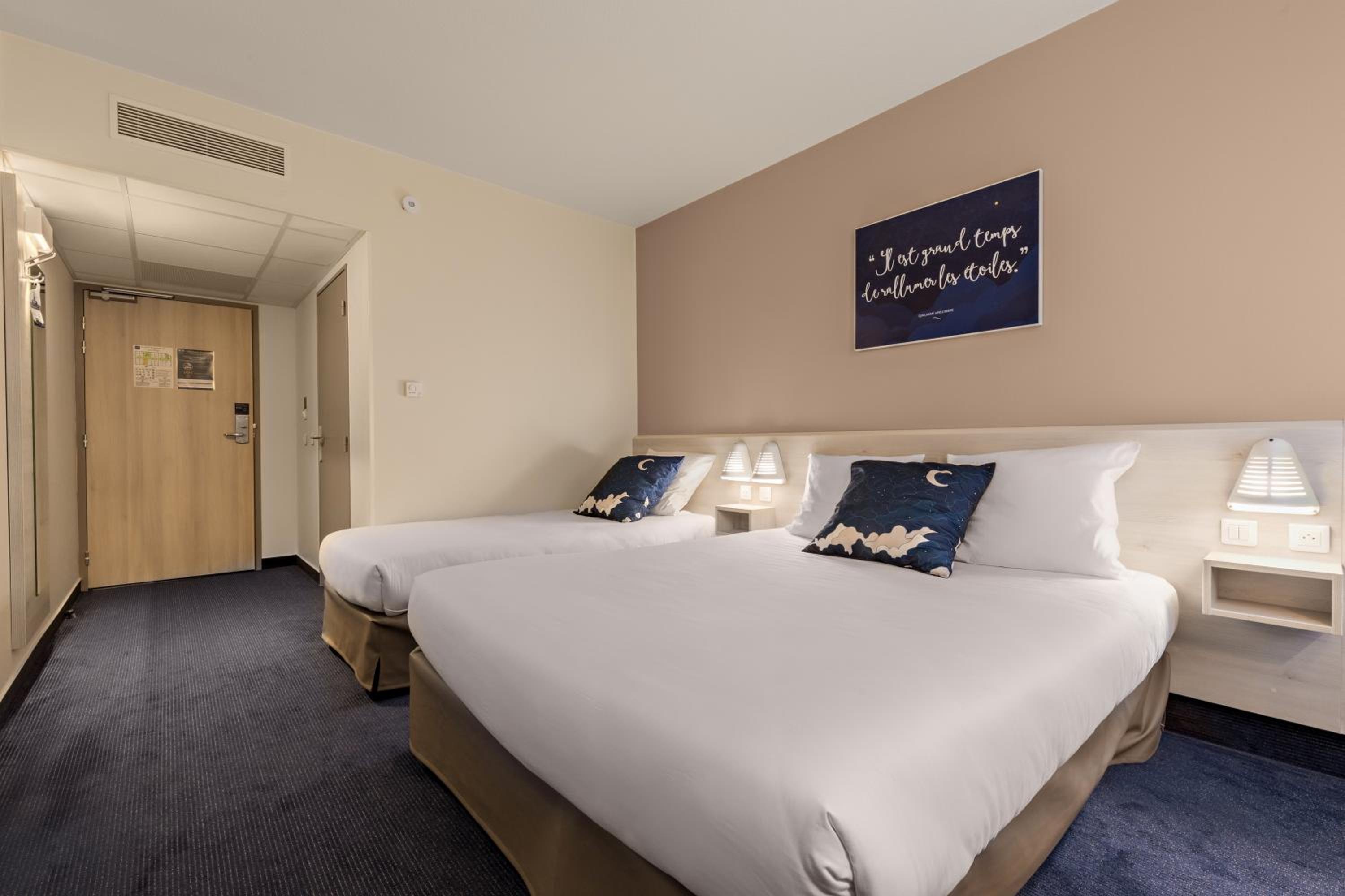 Triple Room
