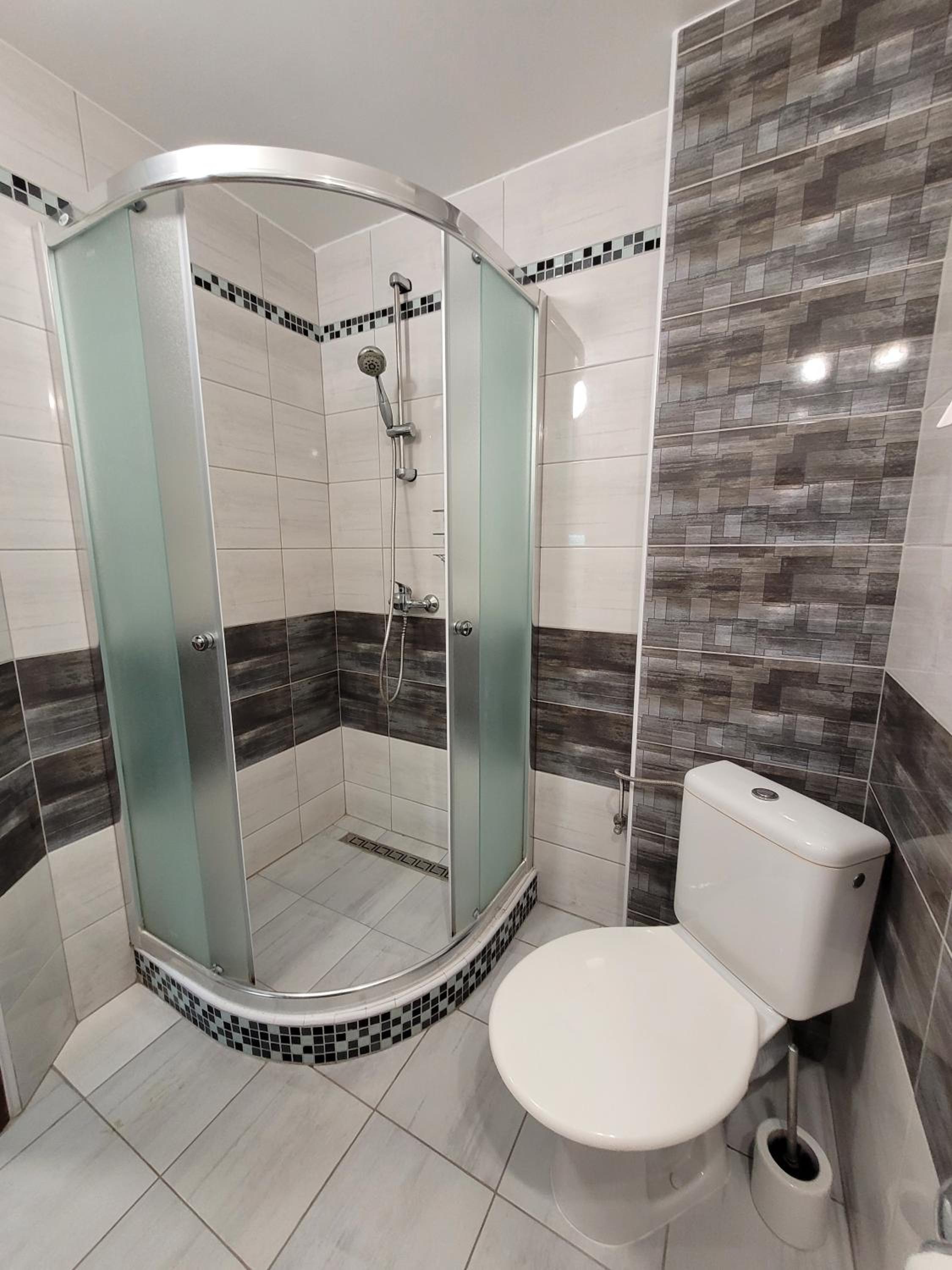 Classic Quadruple Room - Photo 5